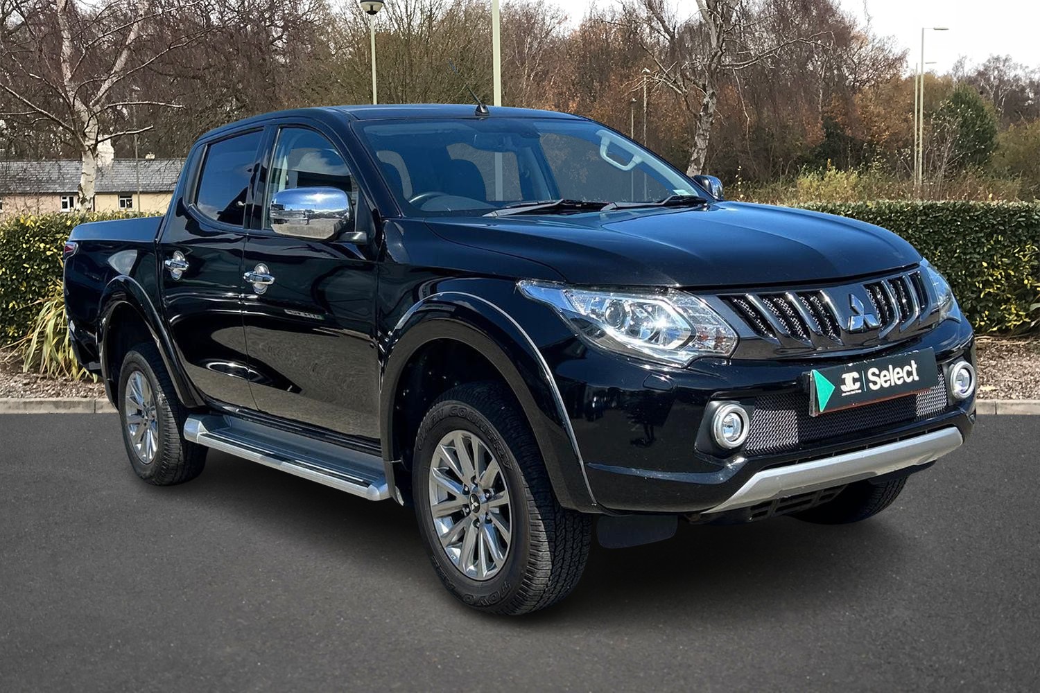 Main listing image - Mitsubishi L200