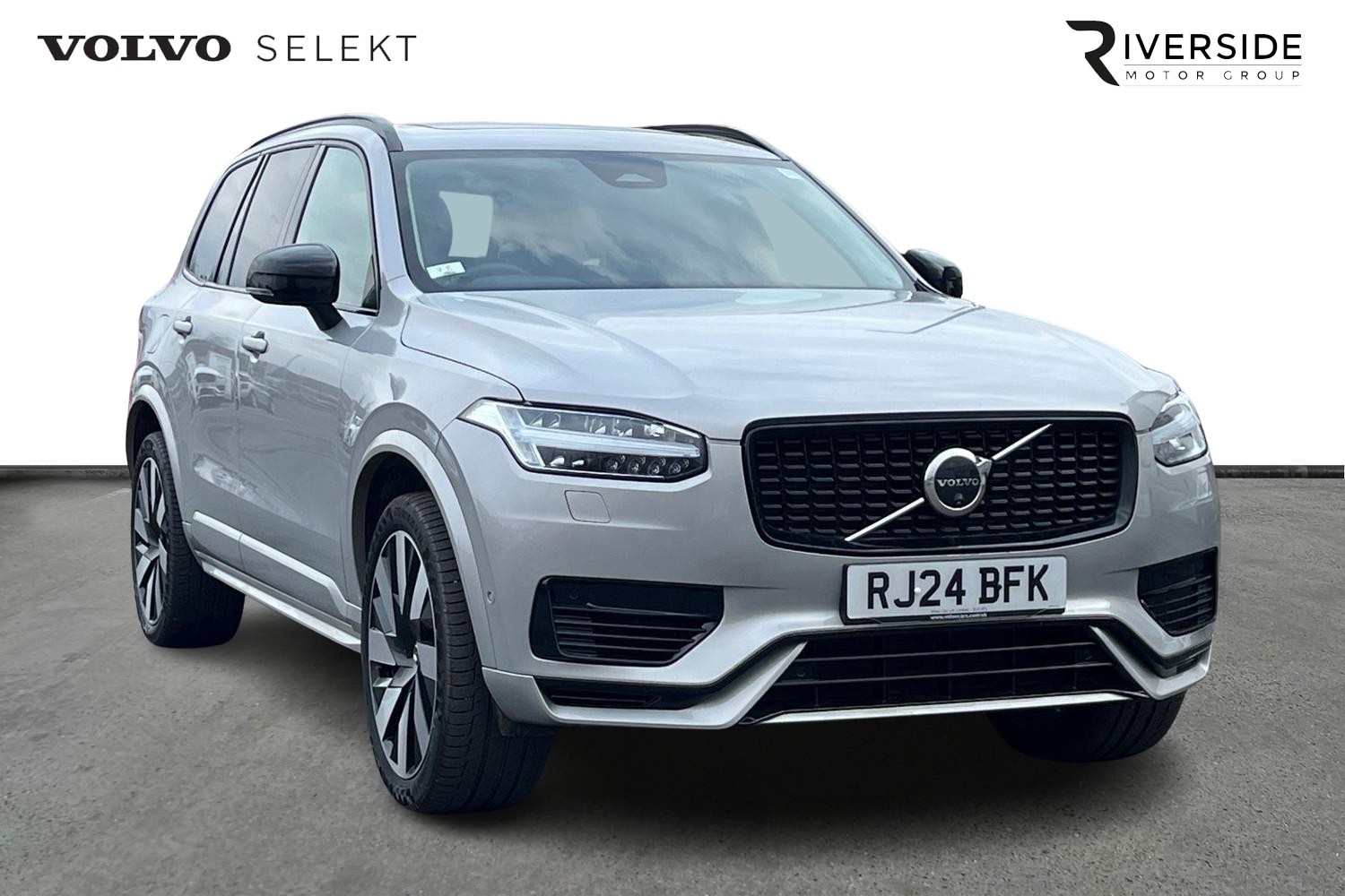 Main listing image - Volvo XC90