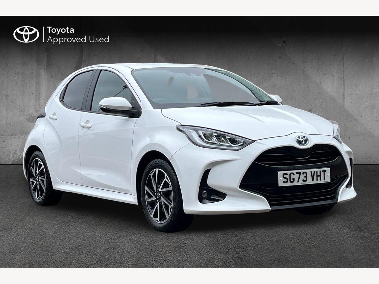 Main listing image - Toyota Yaris