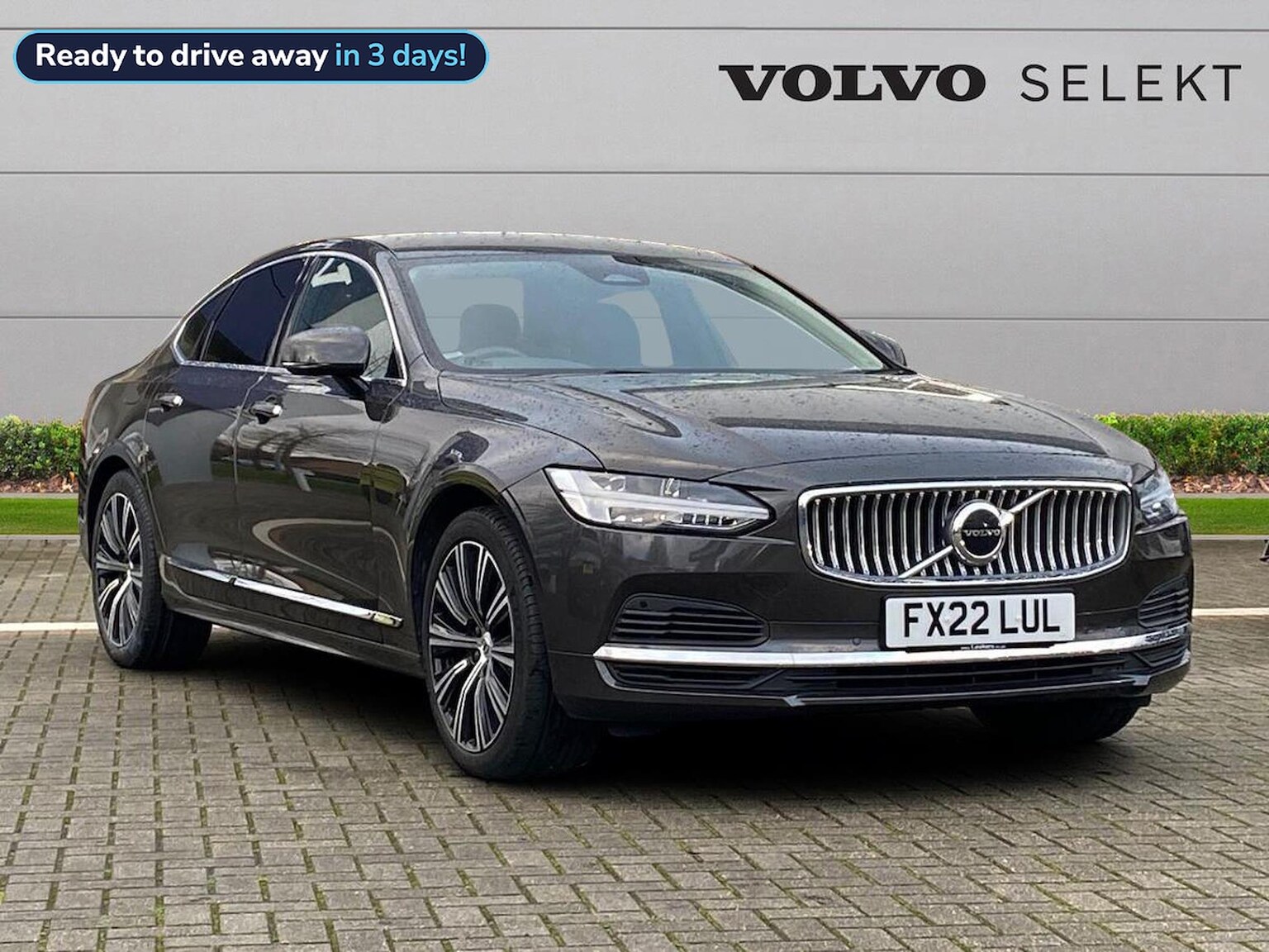 Main listing image - Volvo S90