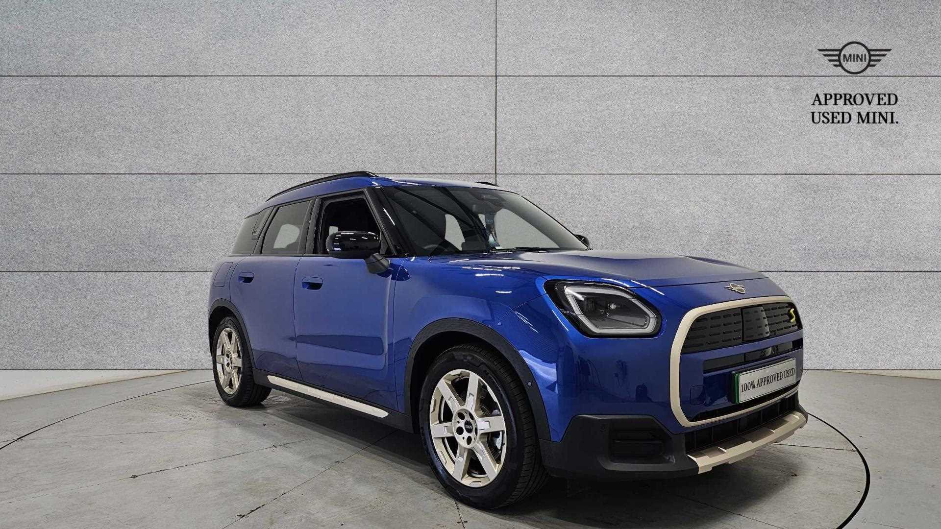 Main listing image - MINI Countryman