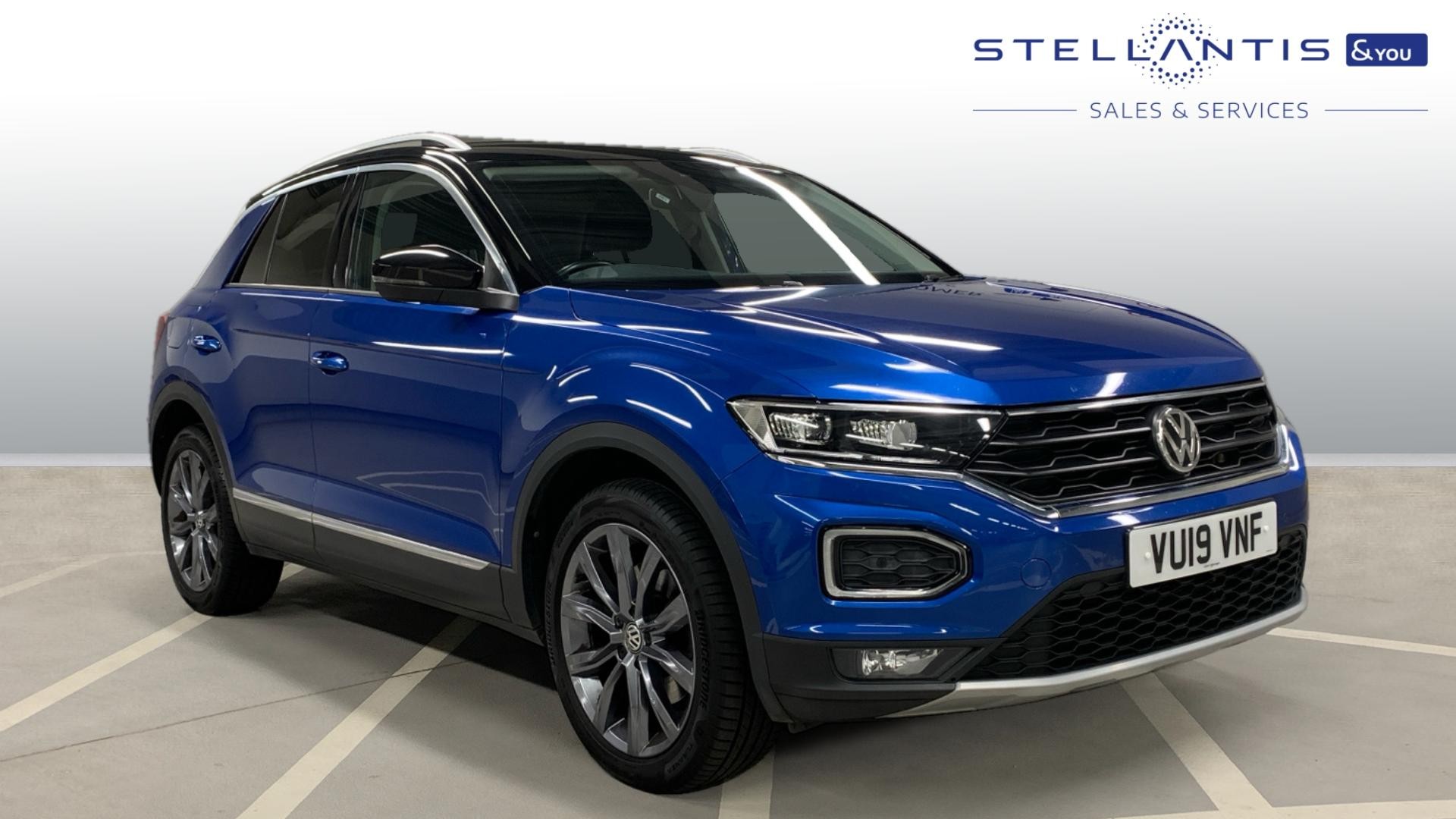 Main listing image - Volkswagen T-Roc