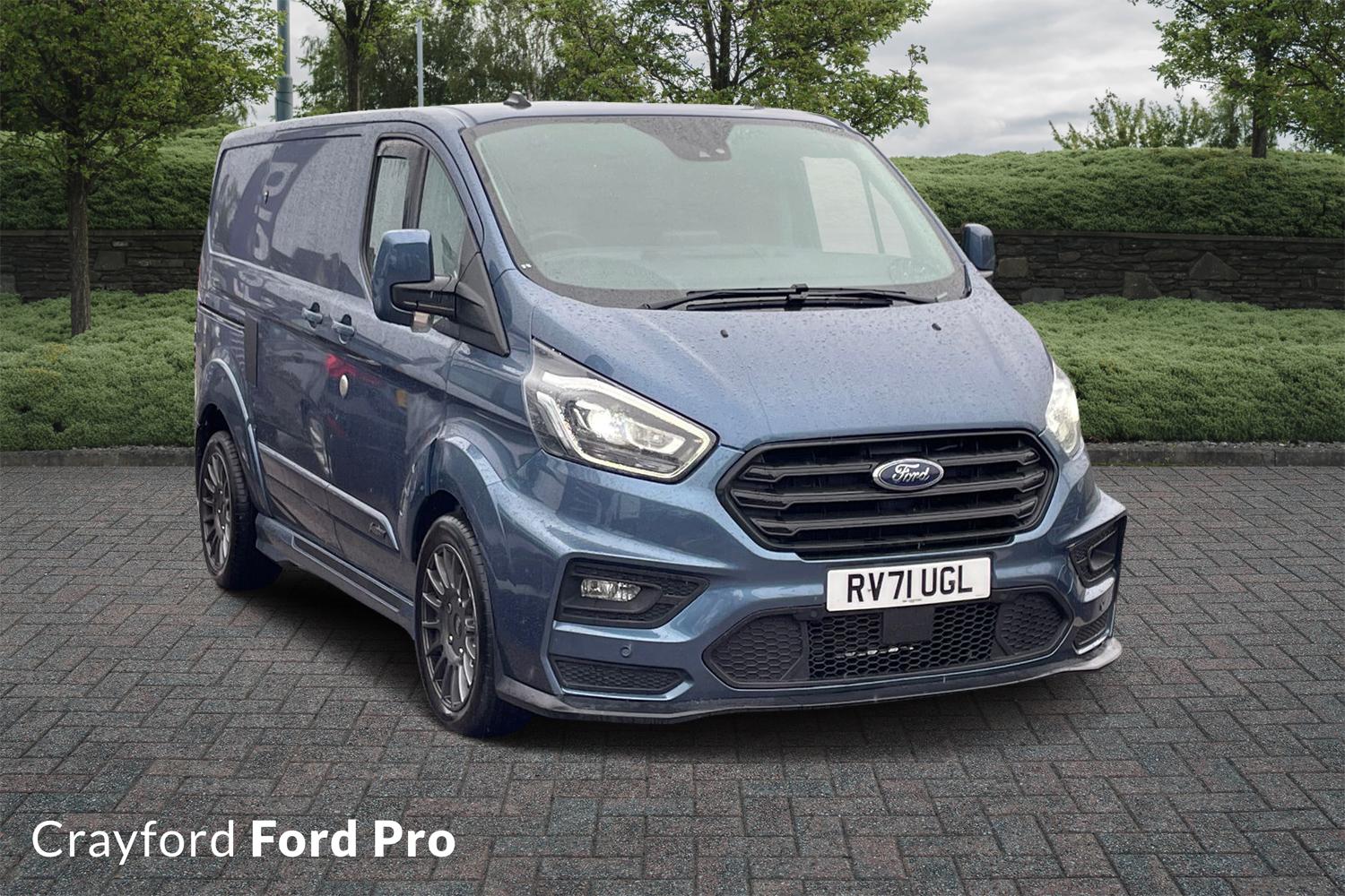 Main listing image - Ford Transit Custom