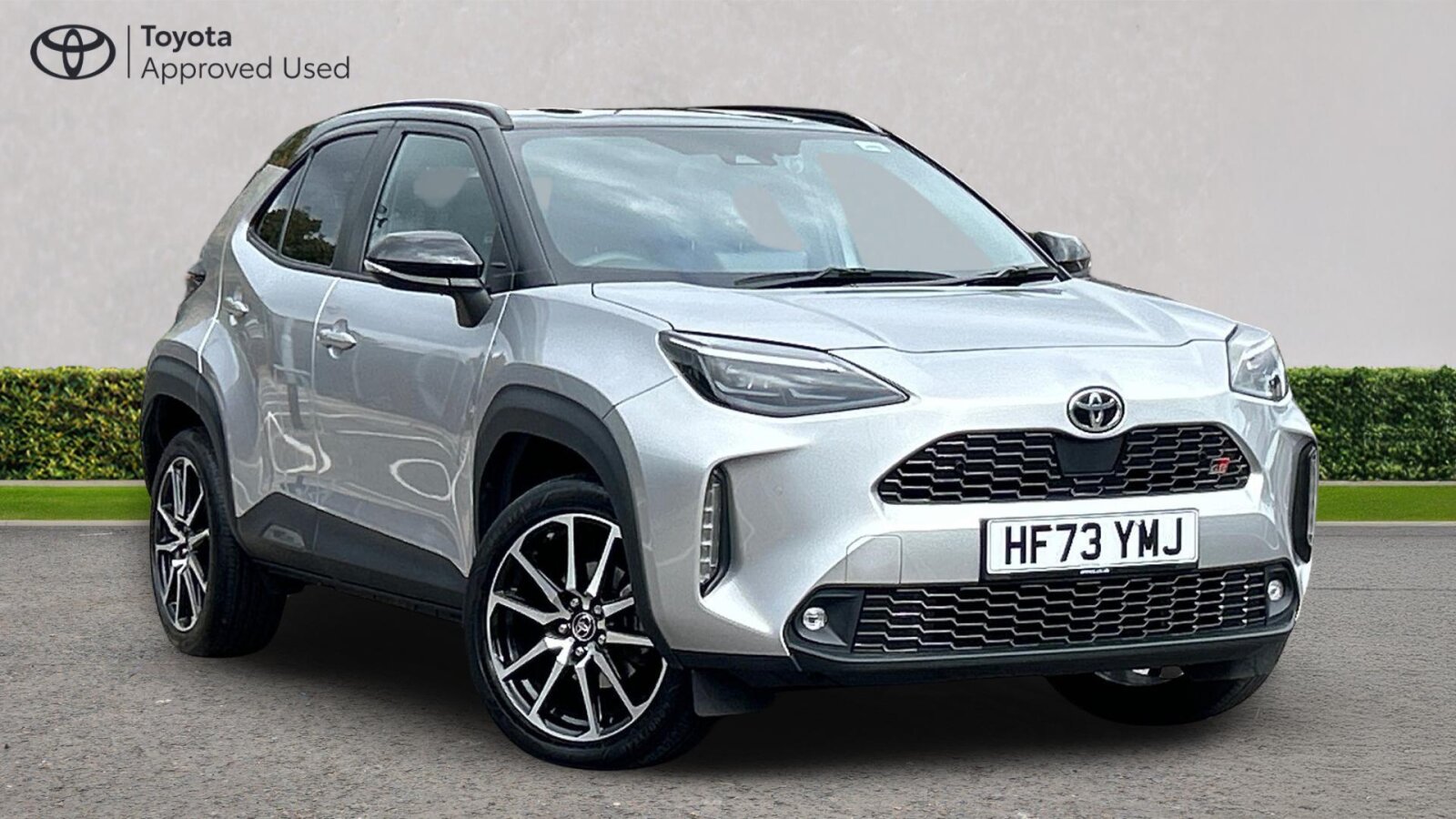 Main listing image - Toyota Yaris Cross