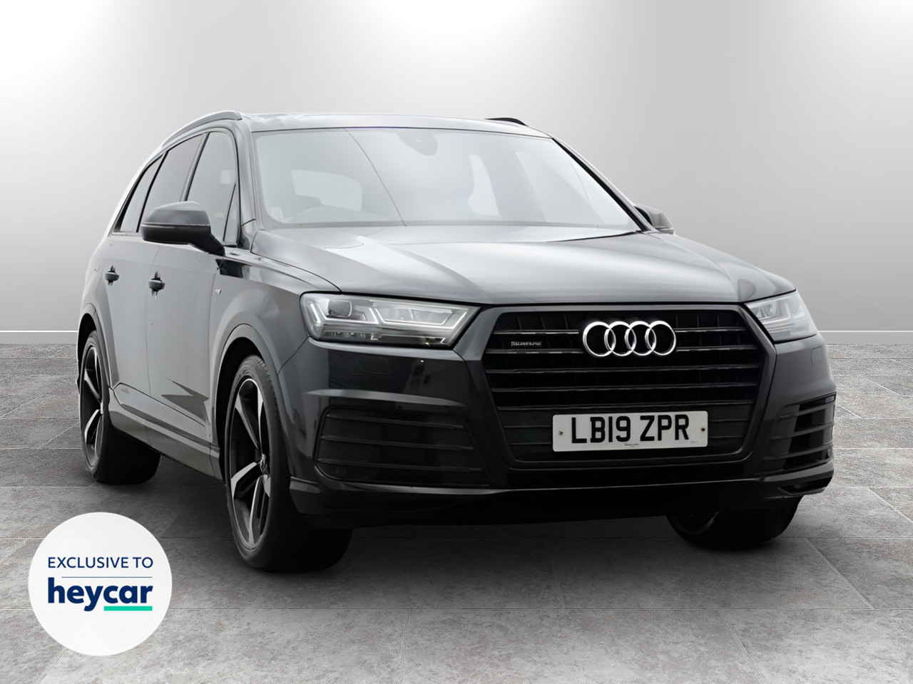 Main listing image - Audi Q7