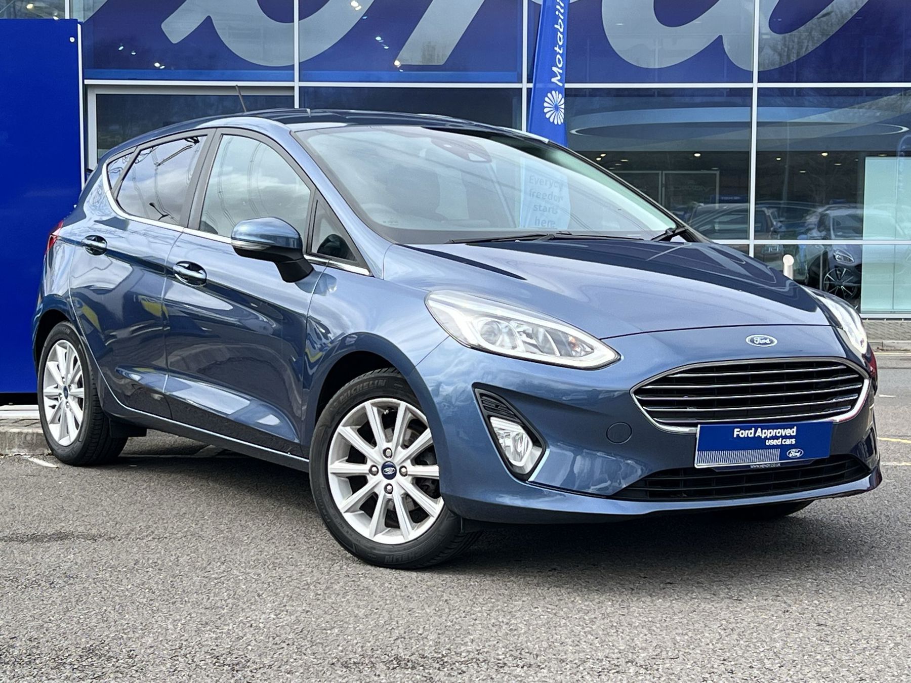 Main listing image - Ford Fiesta