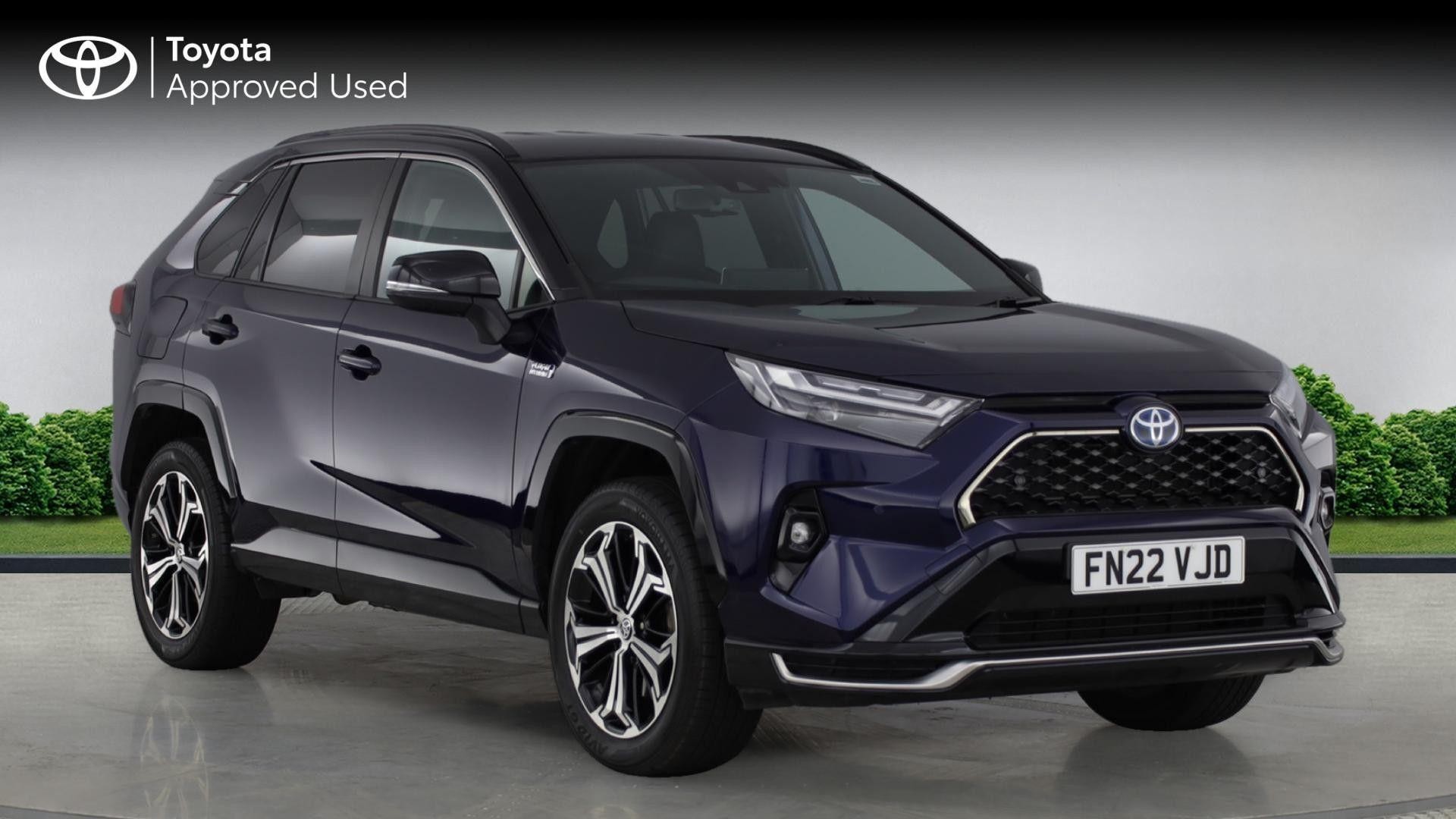 Main listing image - Toyota RAV4