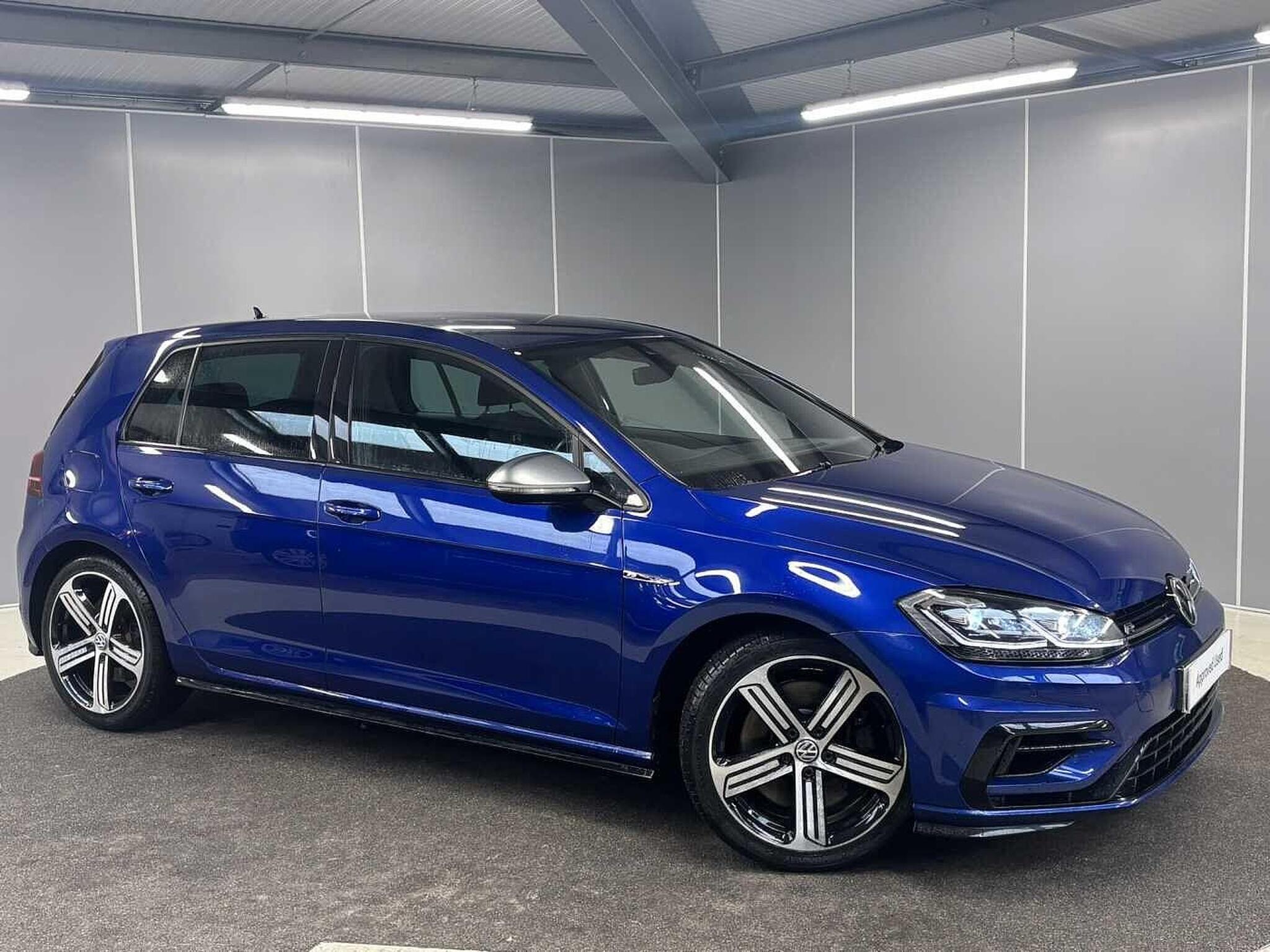 Main listing image - Volkswagen Golf R