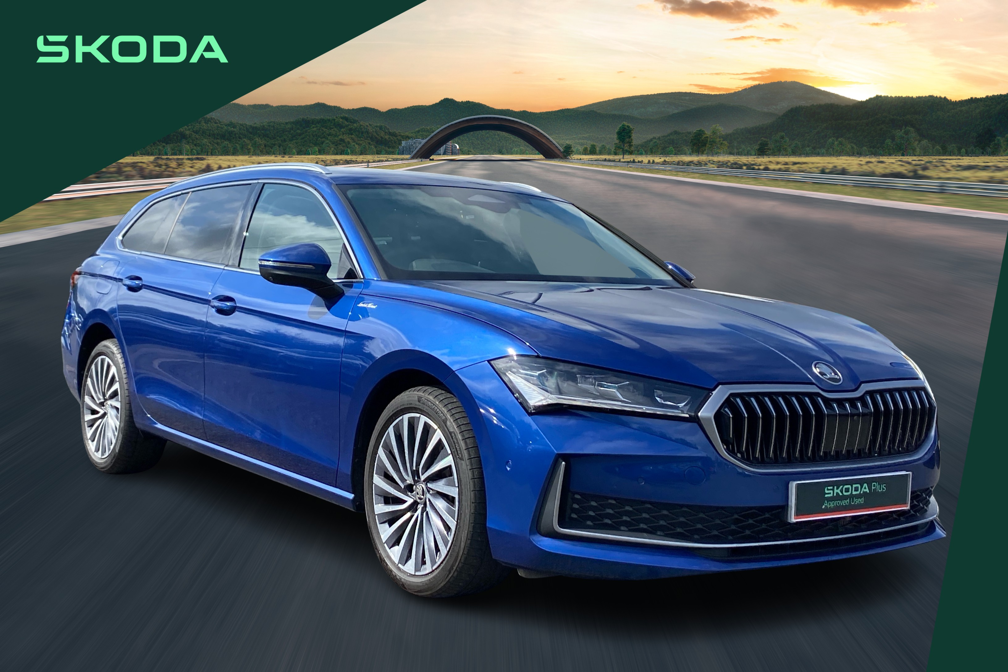 Main listing image - Skoda Superb Estate