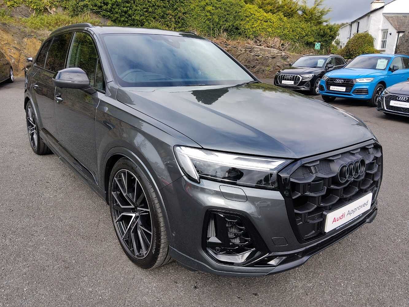 Main listing image - Audi SQ7