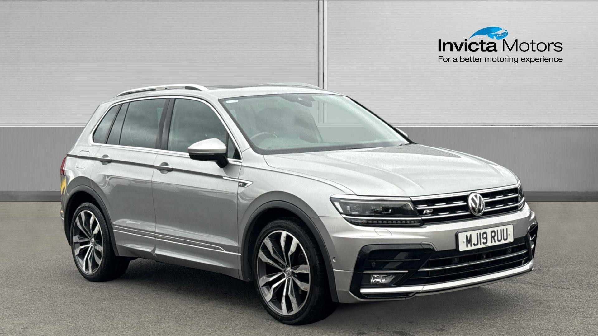 Main listing image - Volkswagen Tiguan