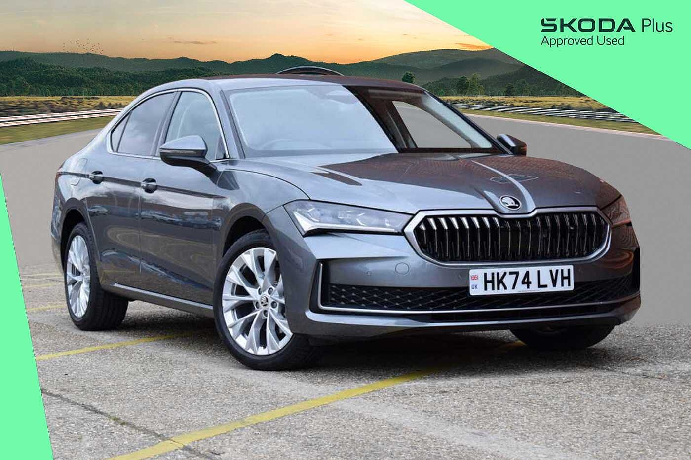 Main listing image - Skoda Superb