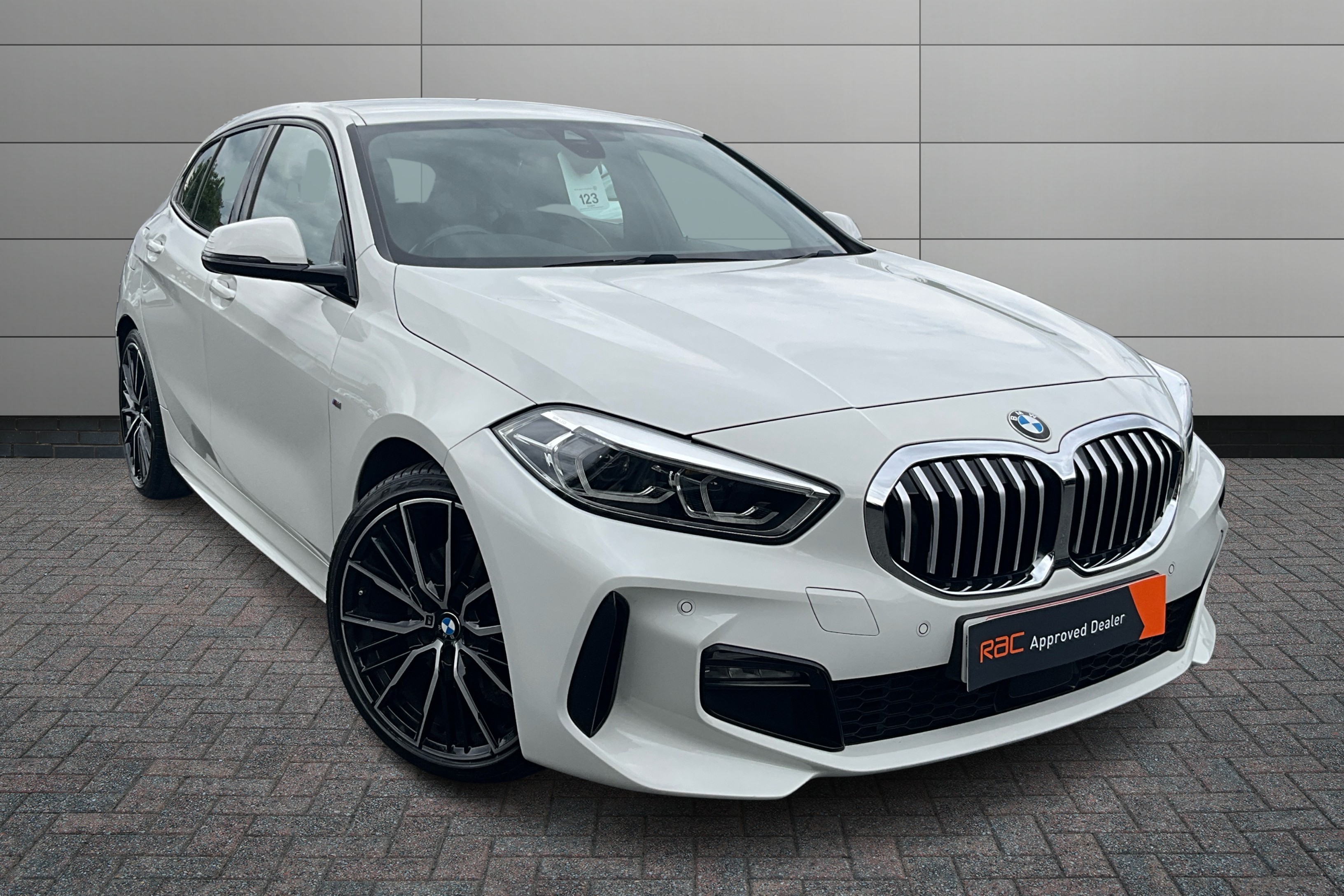 Main listing image - BMW 1 Series