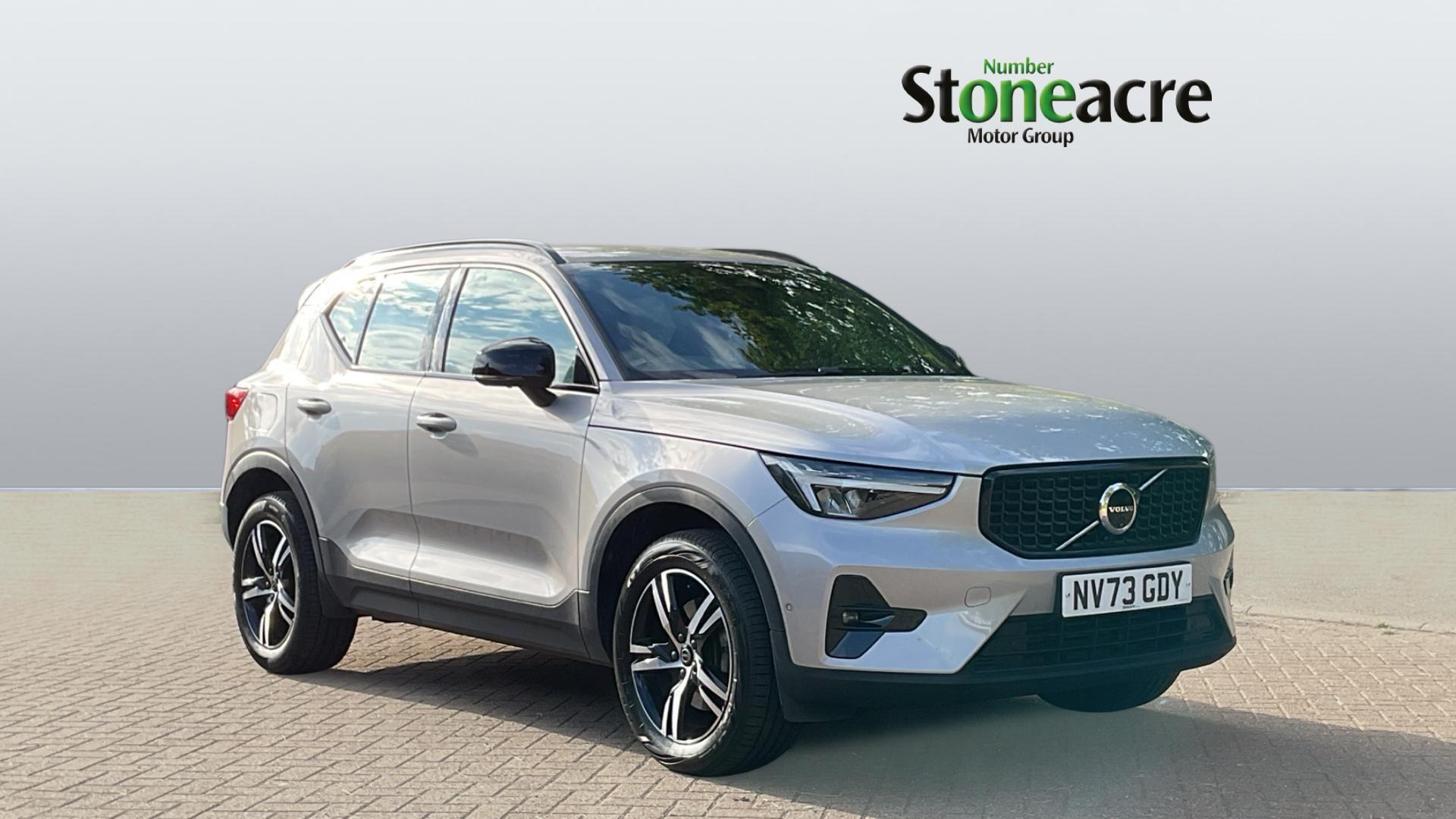 Main listing image - Volvo XC40