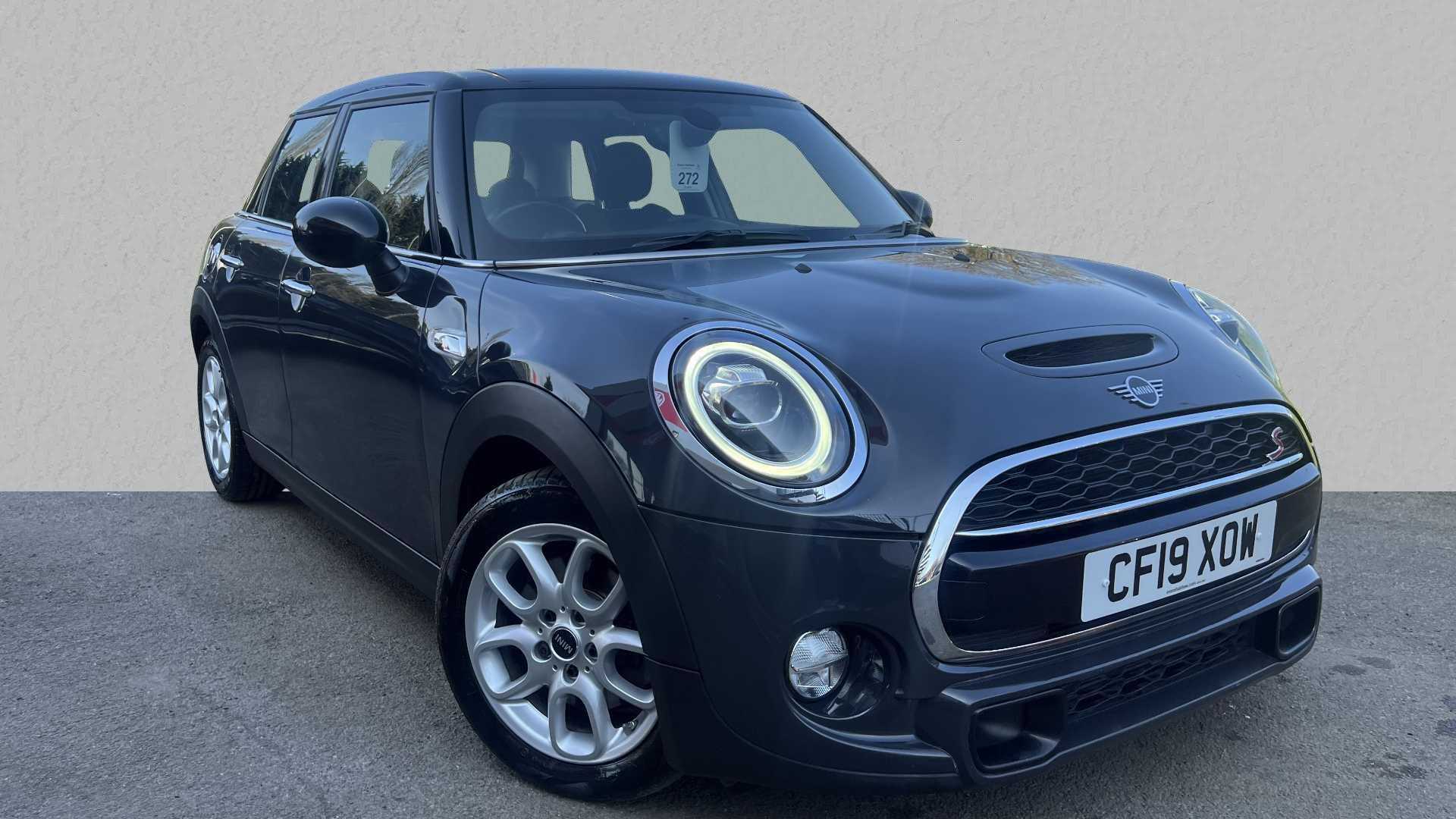 Main listing image - MINI Hatchback 5dr