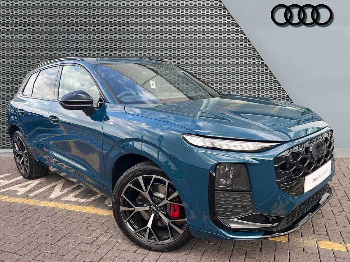 Main listing image - Audi Q3