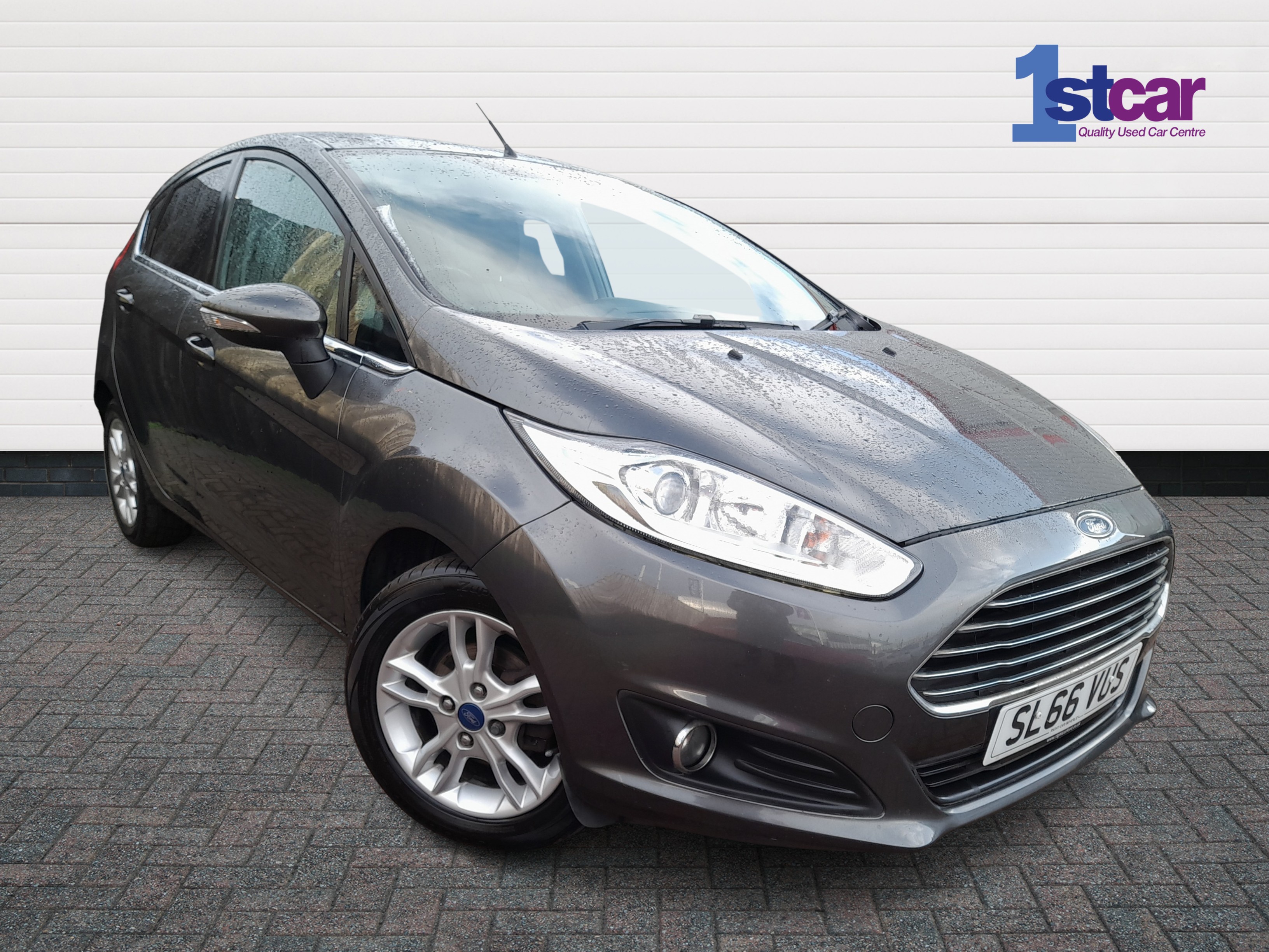 Main listing image - Ford Fiesta