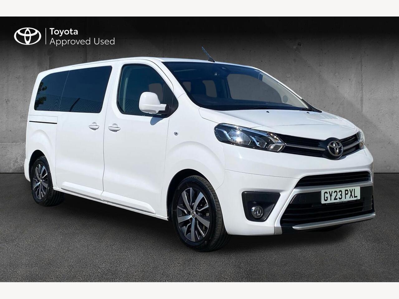 Main listing image - Toyota Proace Verso