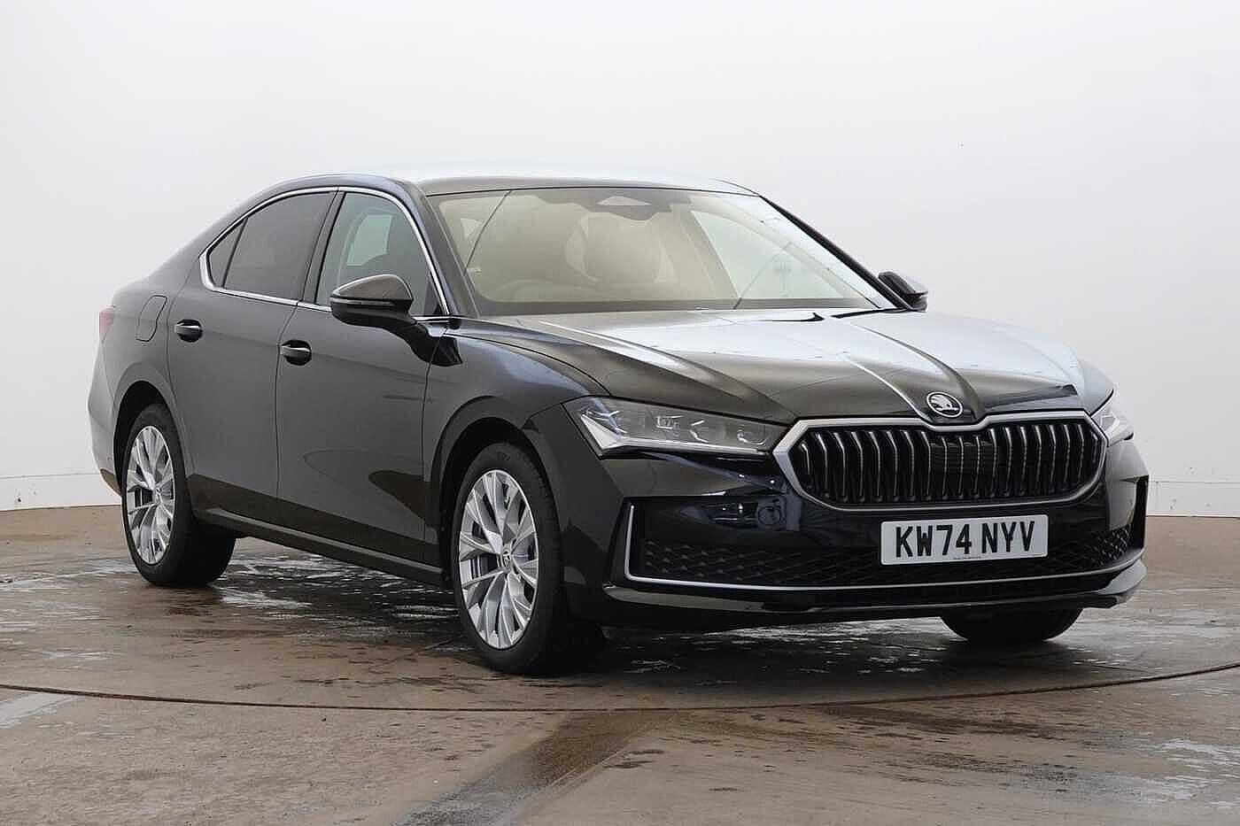 Main listing image - Skoda Superb