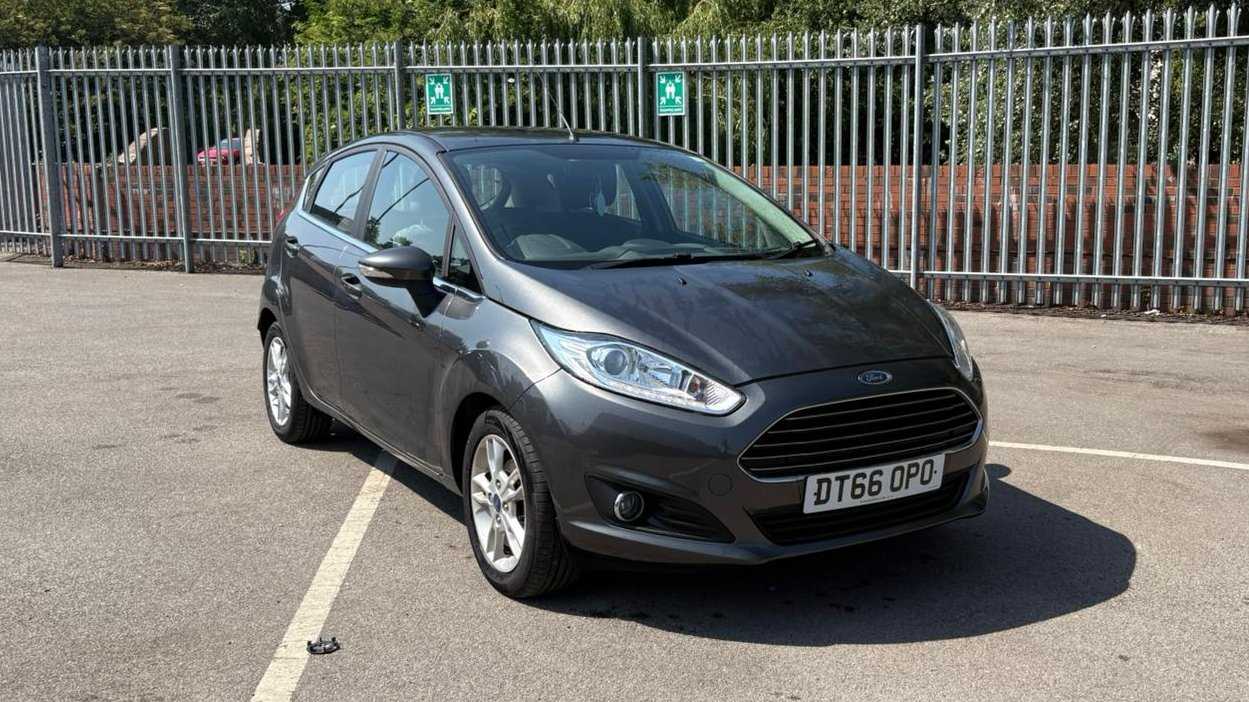 Main listing image - Ford Fiesta