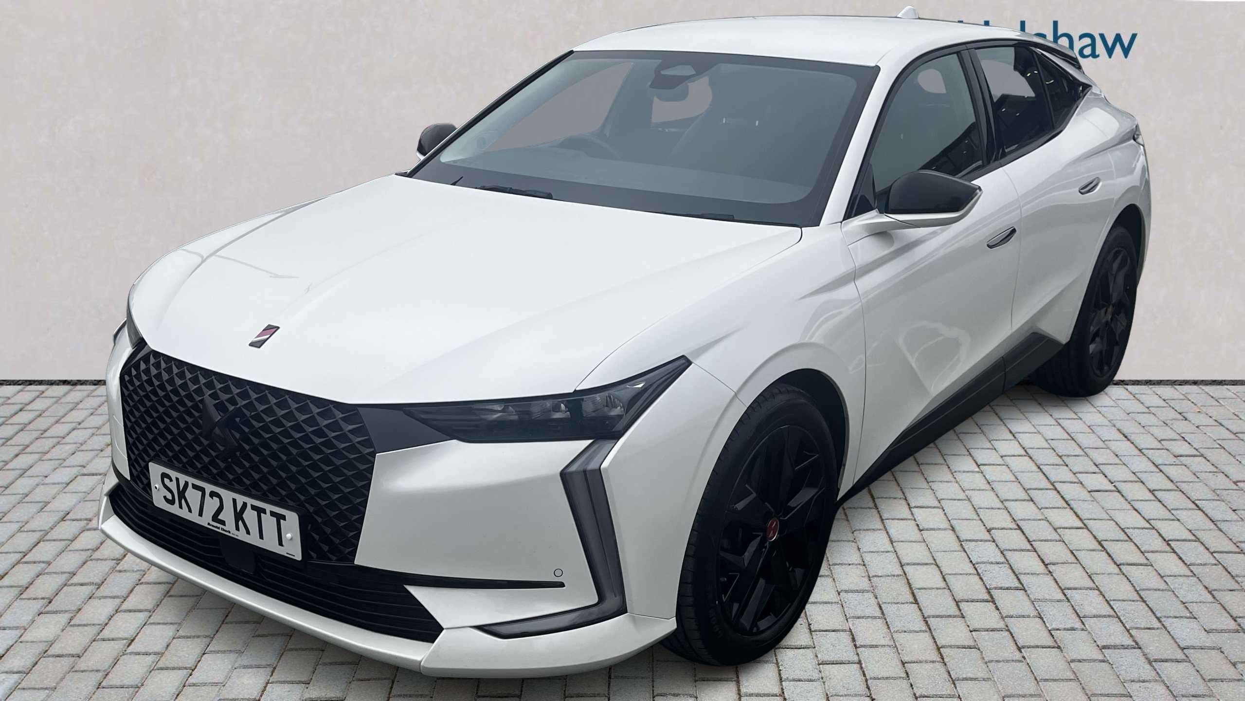 Main listing image - DS DS 4