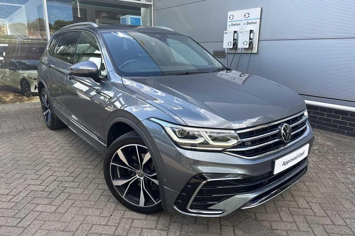 Main listing image - Volkswagen Tiguan Allspace