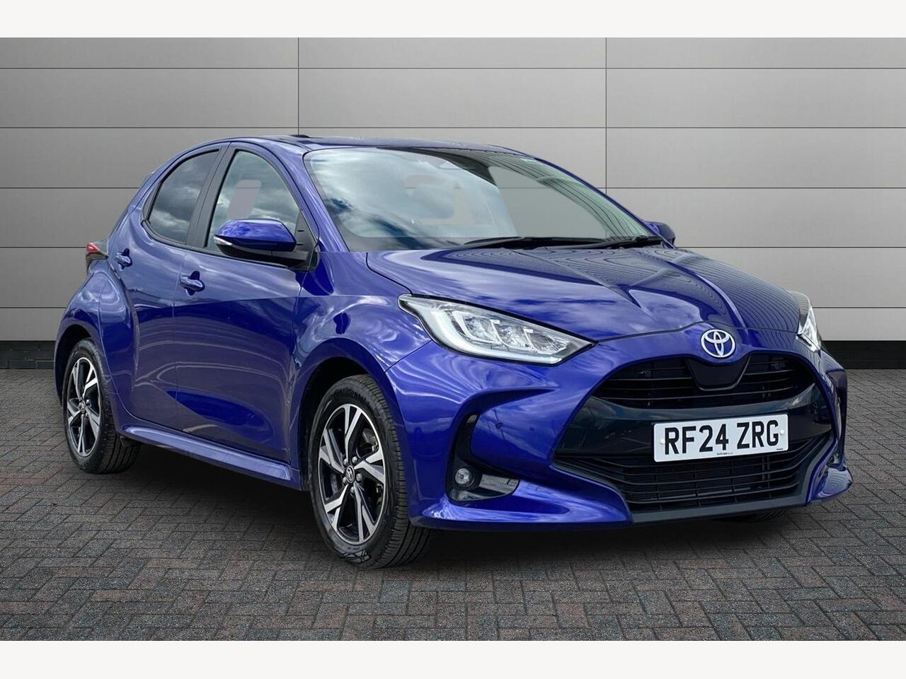 Main listing image - Toyota Yaris