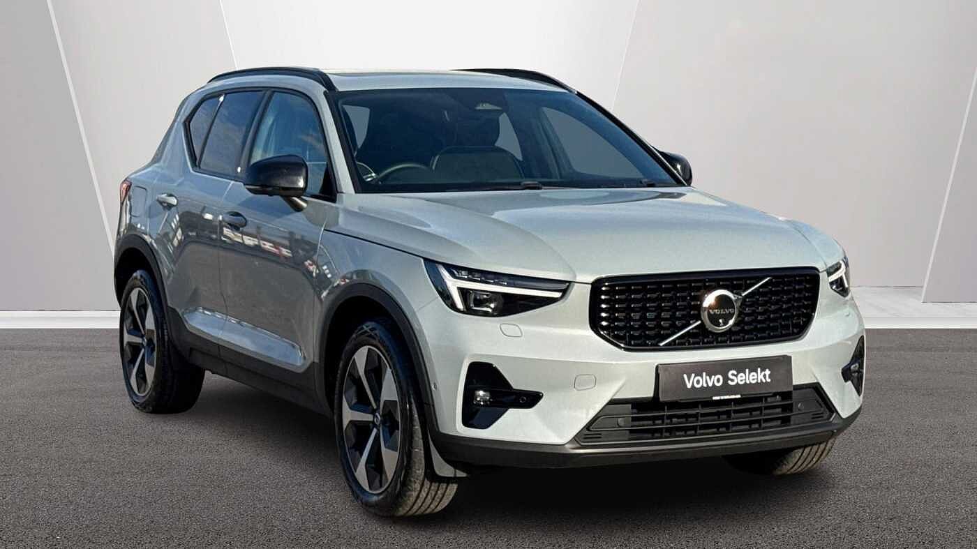 Main listing image - Volvo XC40
