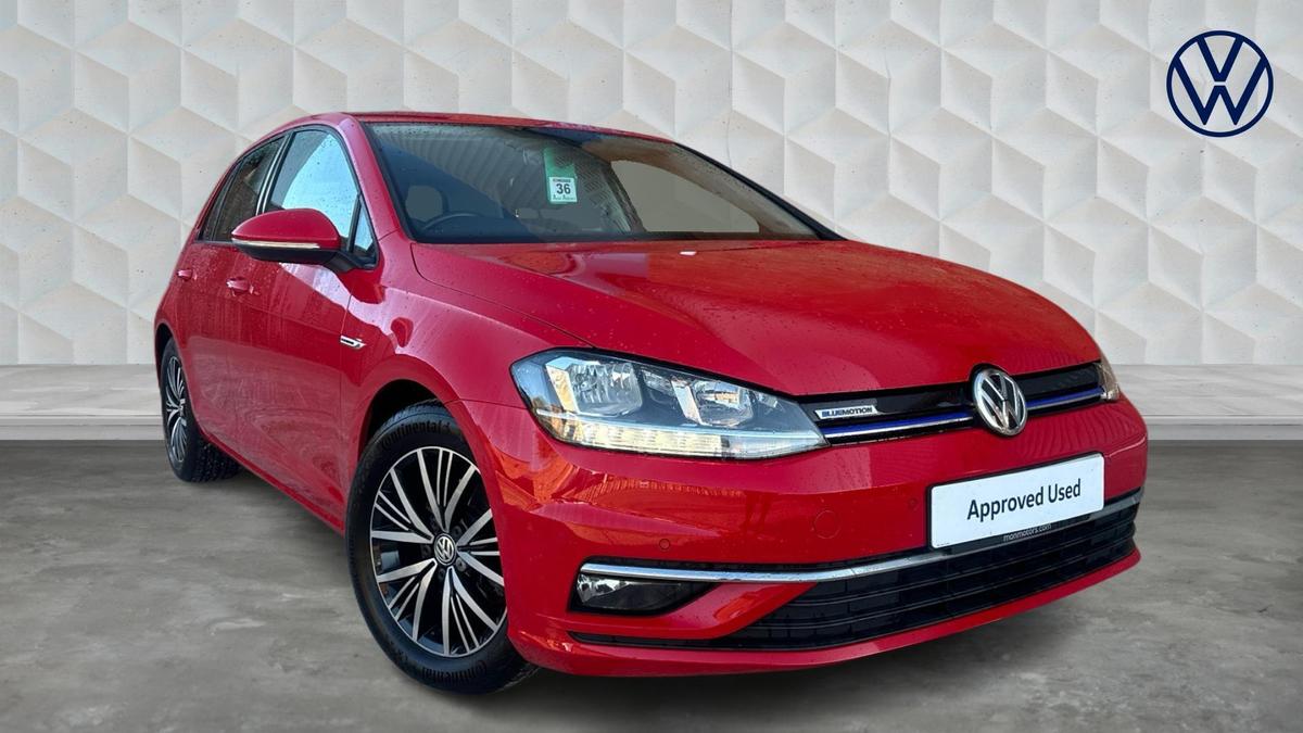 Main listing image - Volkswagen Golf