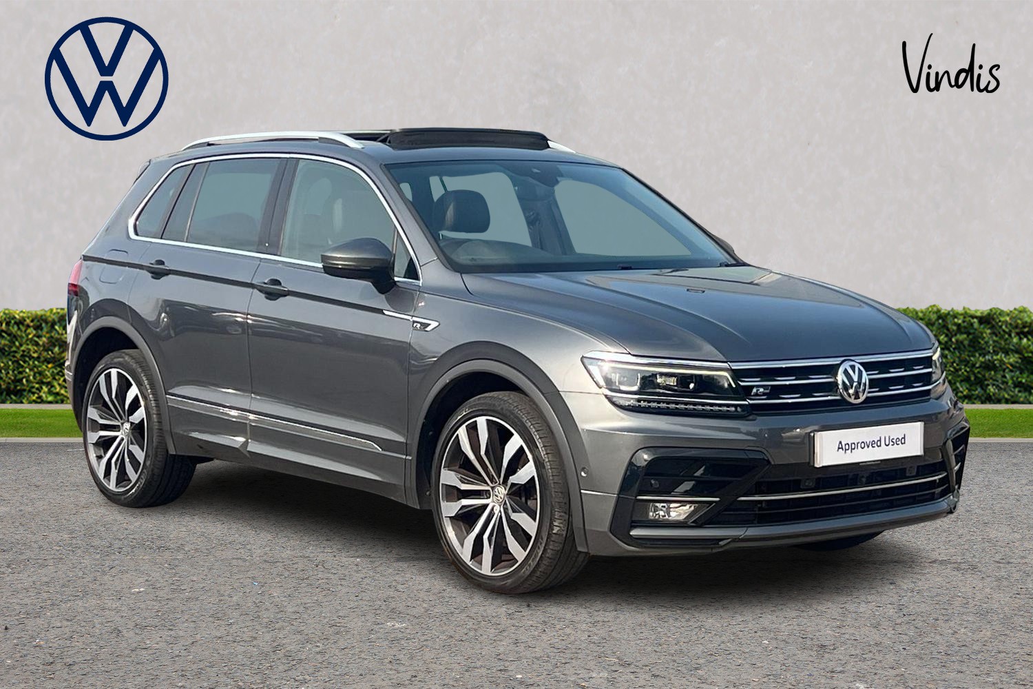 Main listing image - Volkswagen Tiguan