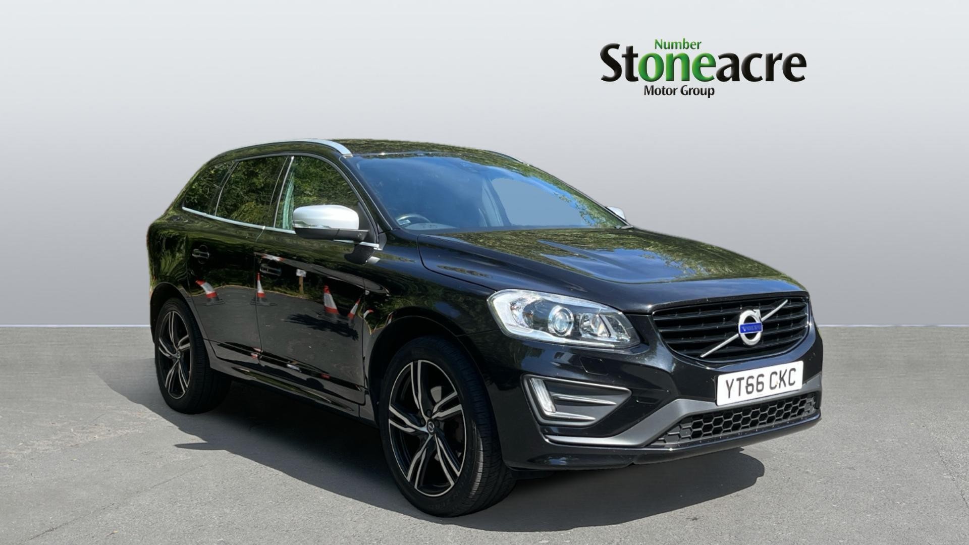 Main listing image - Volvo XC60