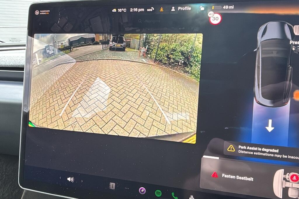 Main listing image - Tesla Model 3