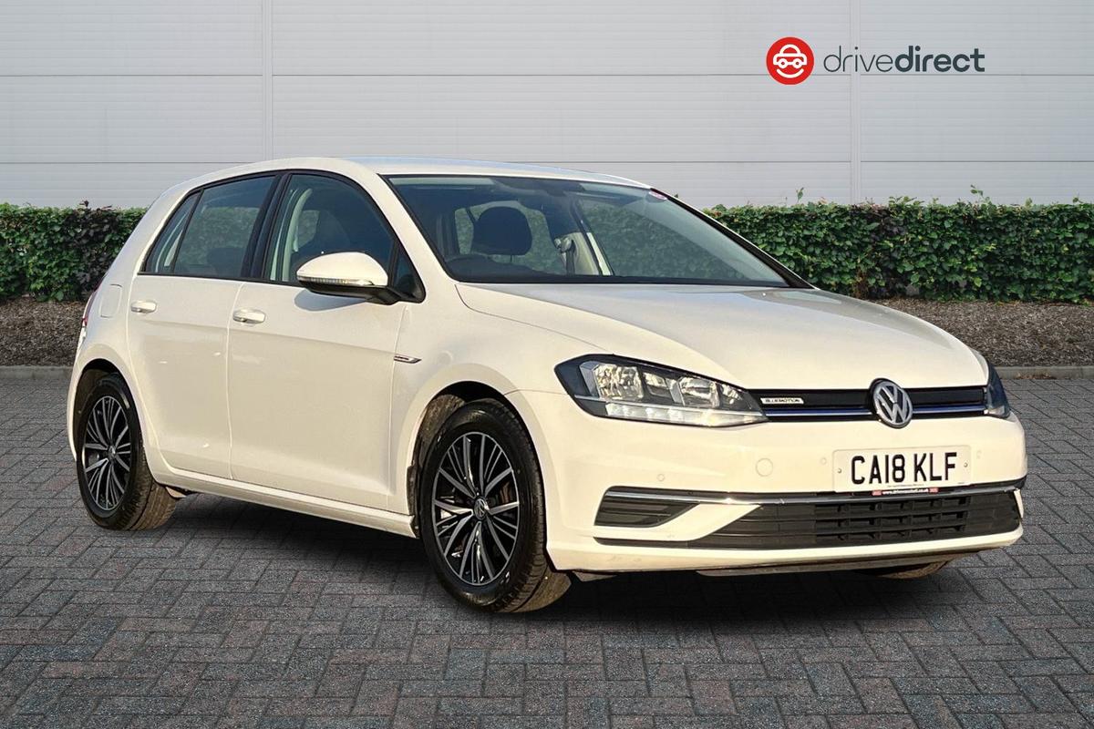 Main listing image - Volkswagen Golf