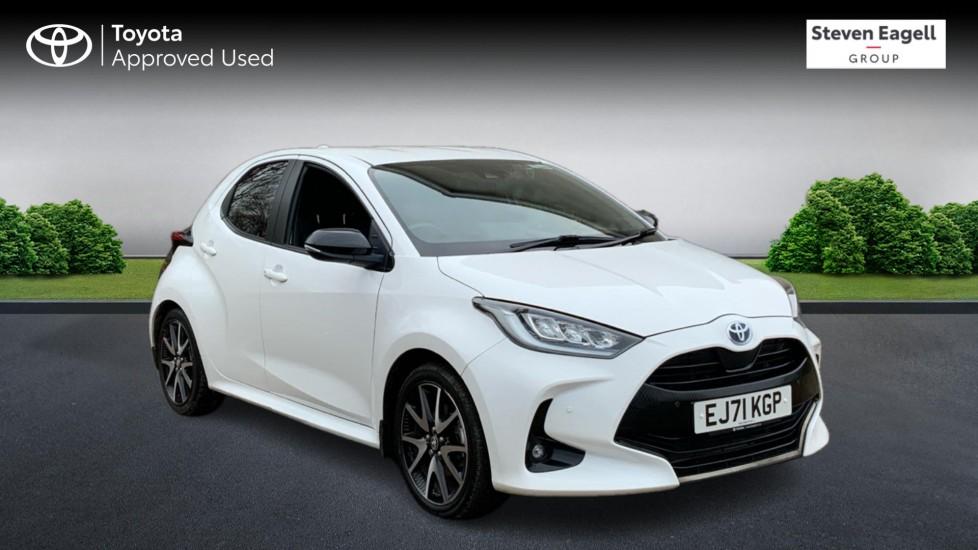 Main listing image - Toyota Yaris