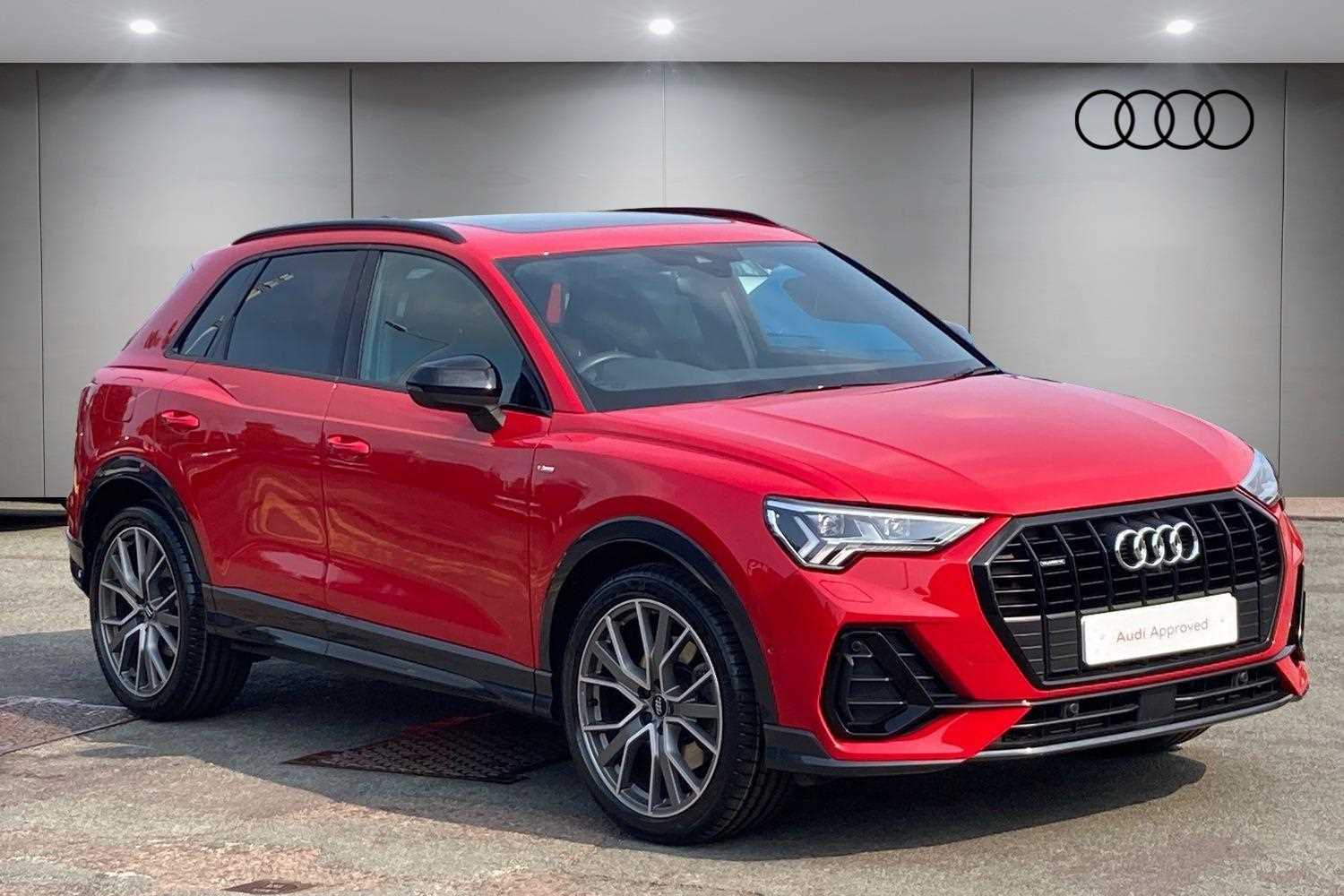 Main listing image - Audi Q3