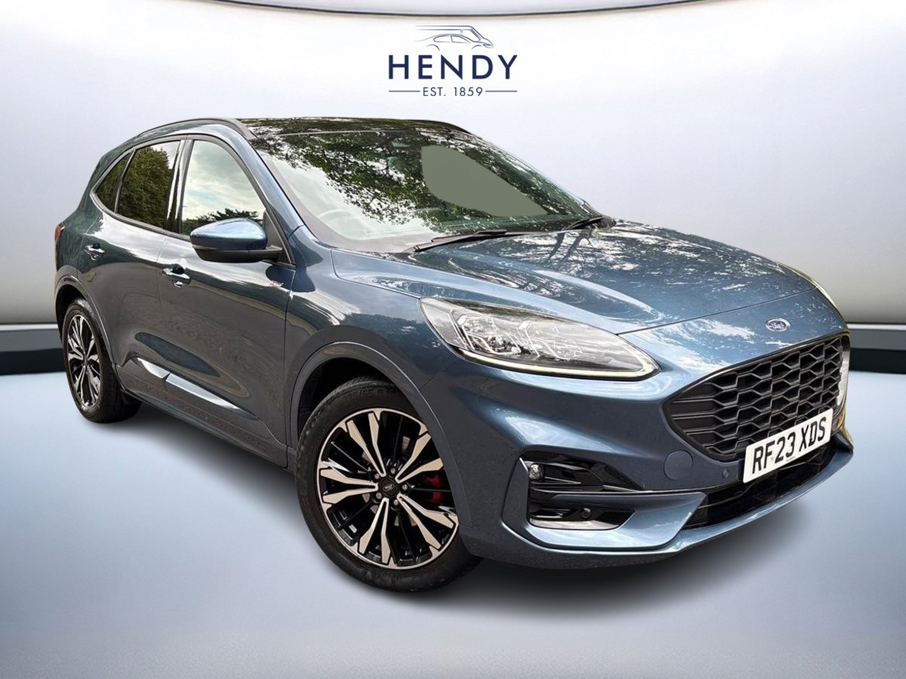 Main listing image - Ford Kuga
