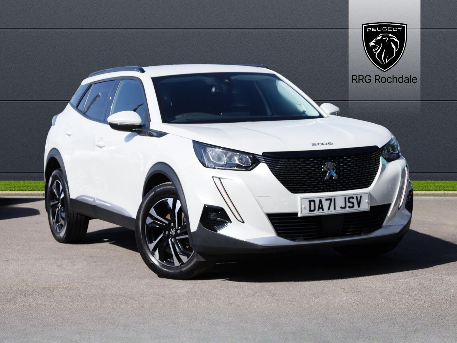 Main listing image - Peugeot 2008