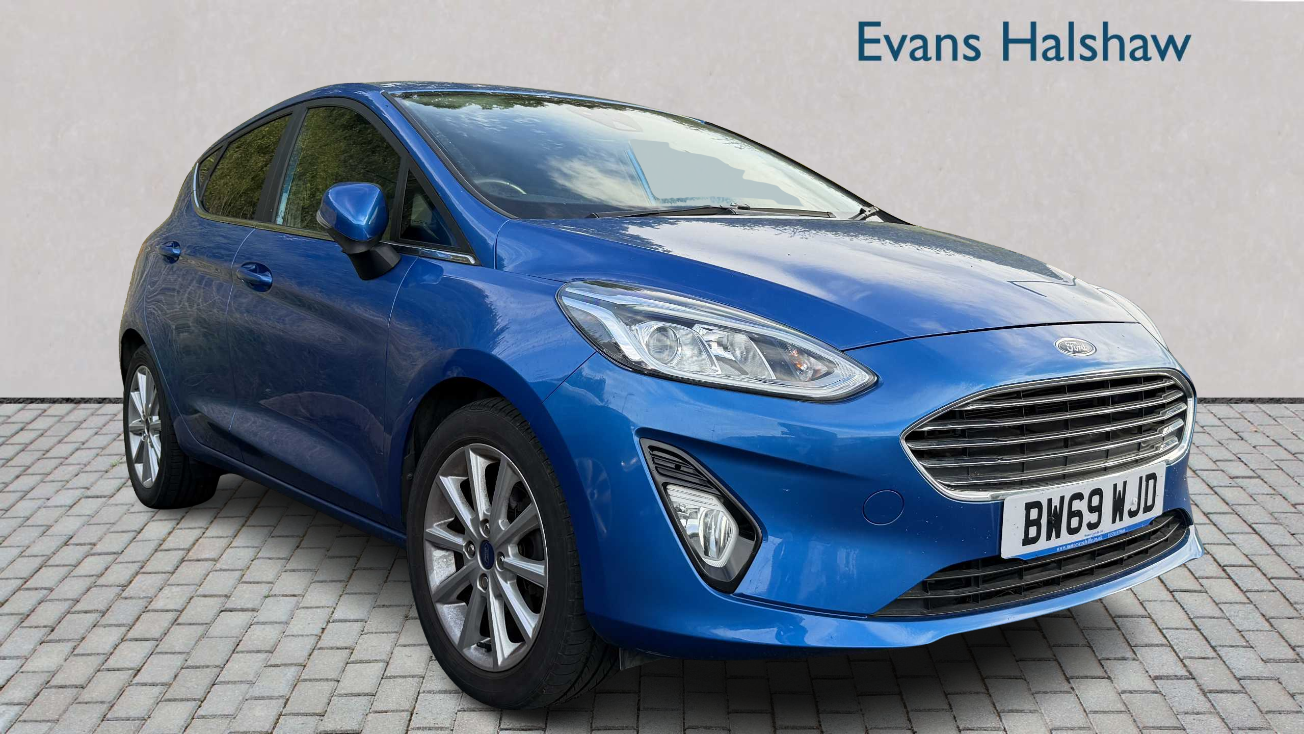 Main listing image - Ford Fiesta