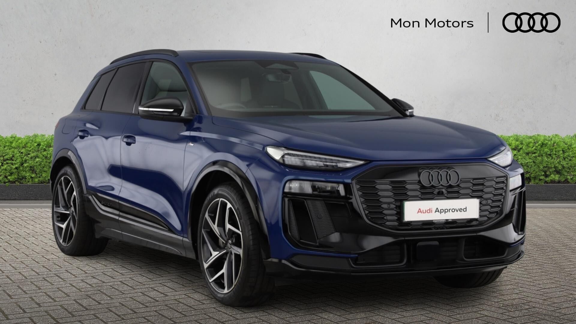 Main listing image - Audi Q6