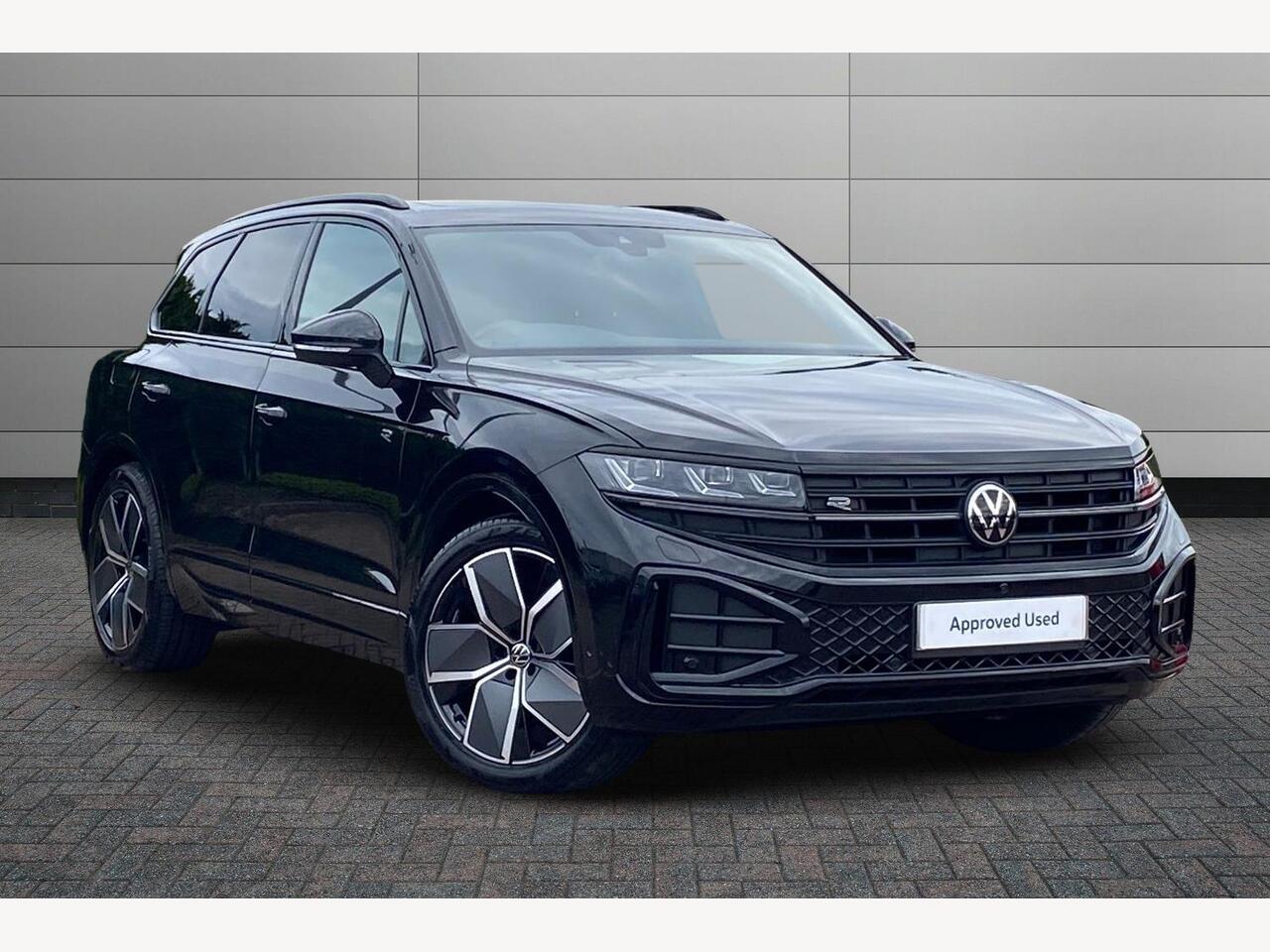 Main listing image - Volkswagen Touareg