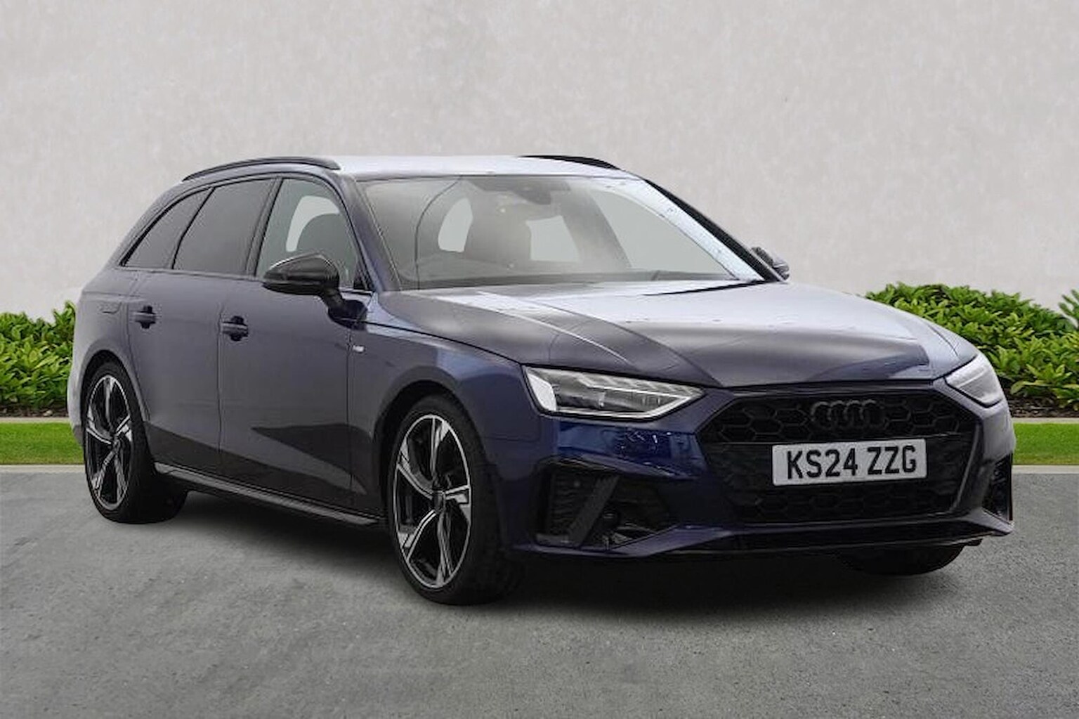 Main listing image - Audi A4 Avant