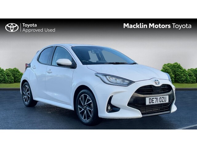 Main listing image - Toyota Yaris