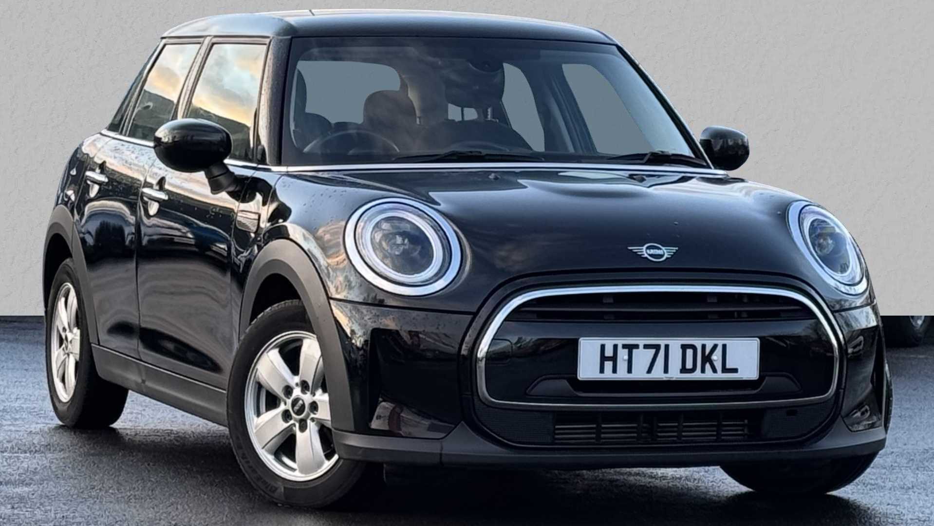 Main listing image - MINI Hatchback 5dr