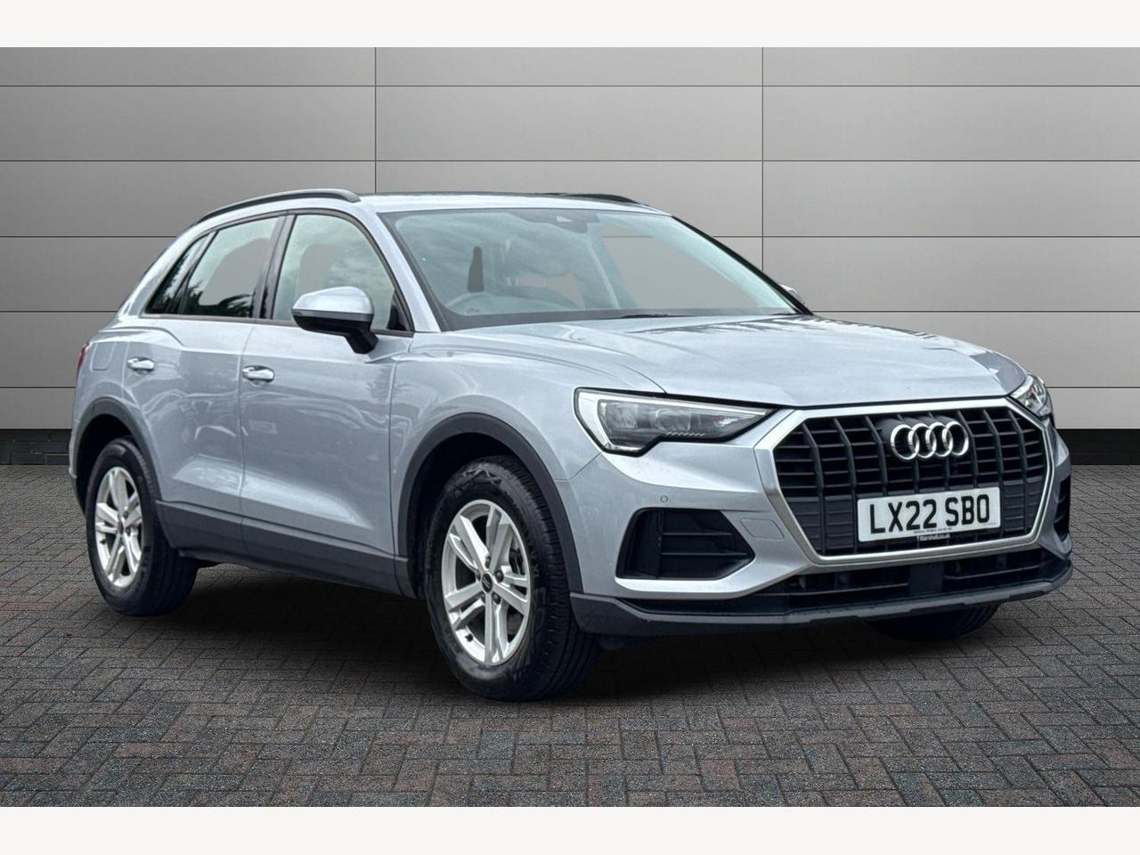 Main listing image - Audi Q3
