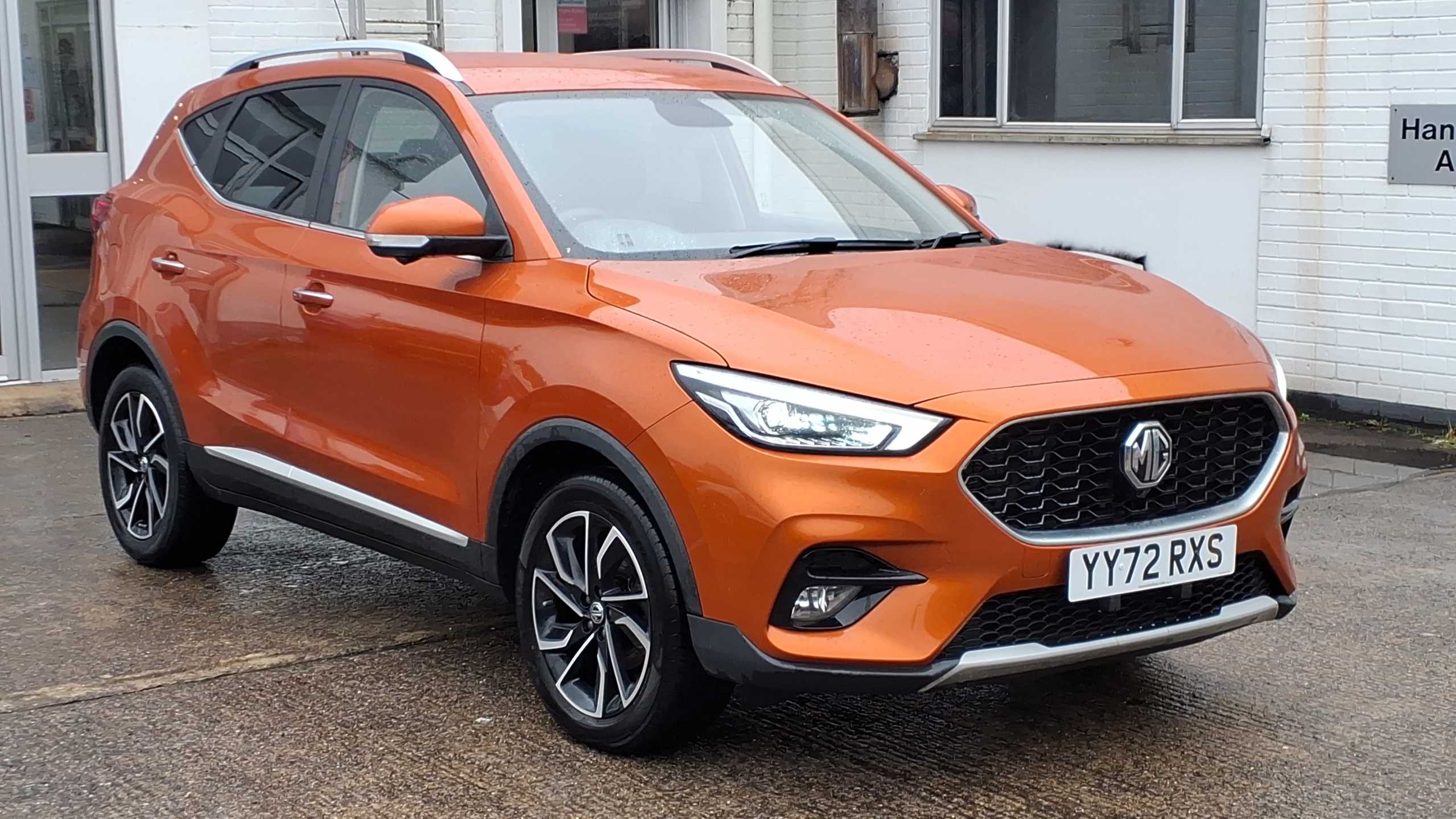 Main listing image - MG ZS