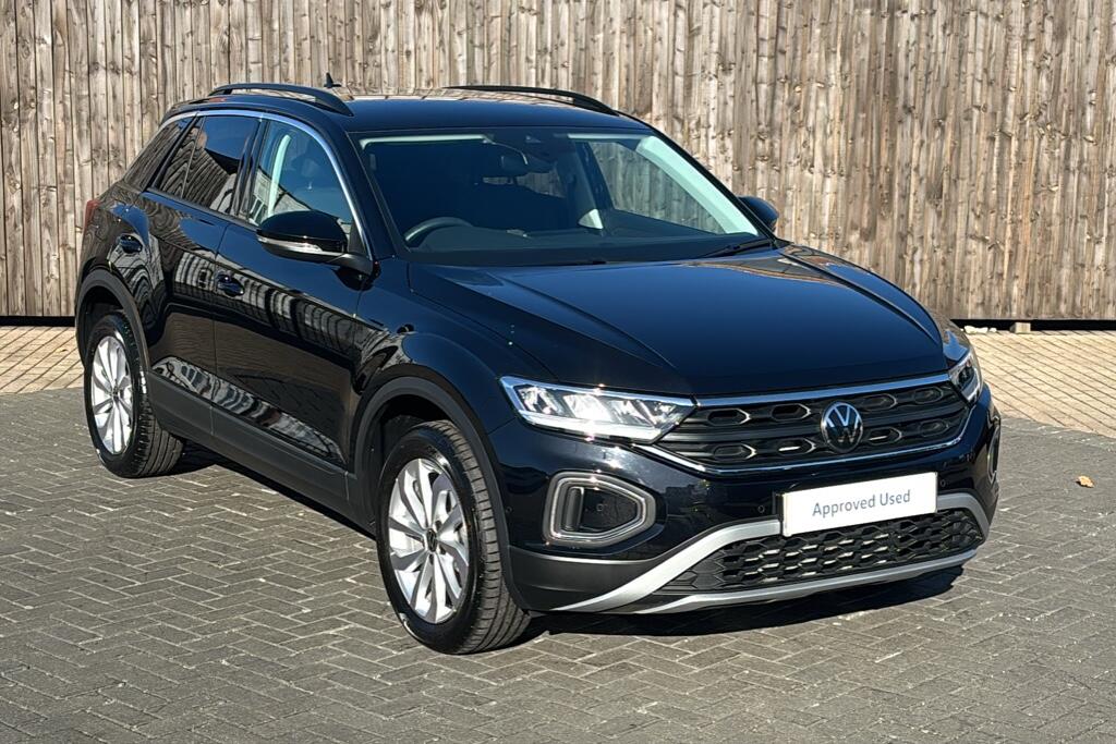 Main listing image - Volkswagen T-Roc