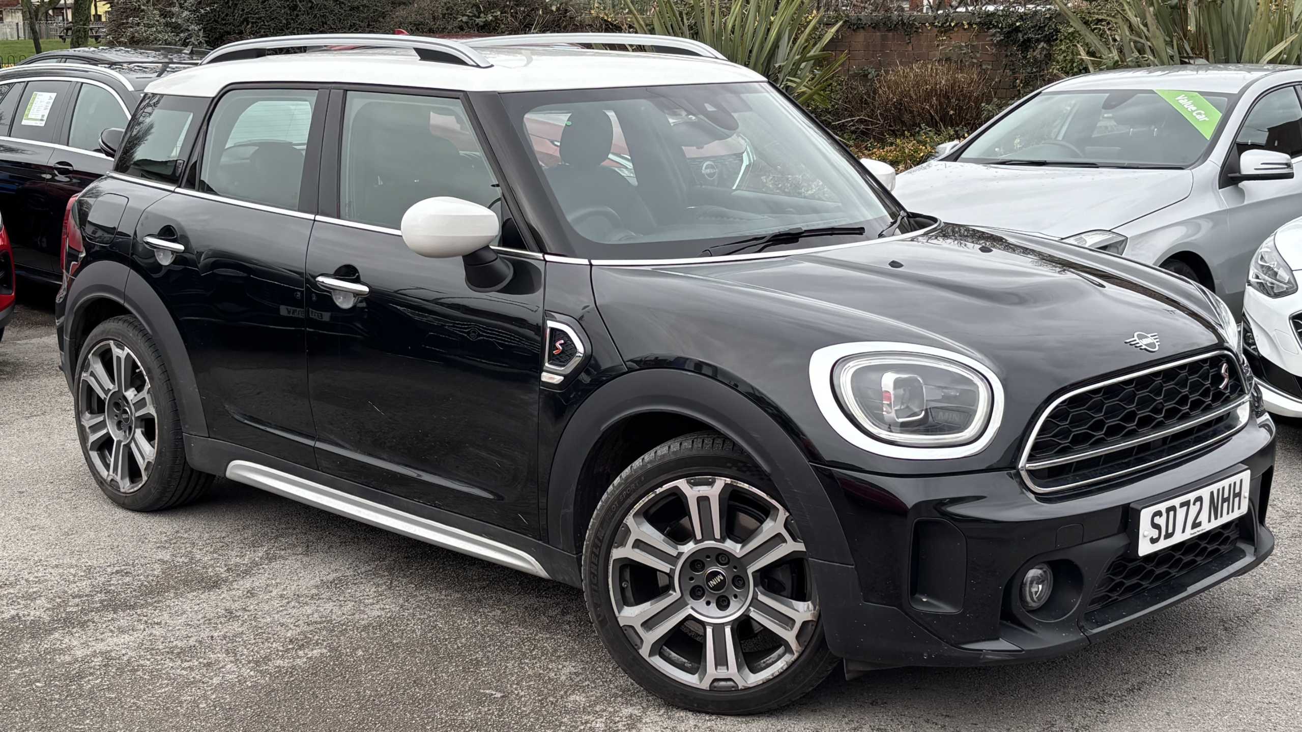 Main listing image - MINI Countryman