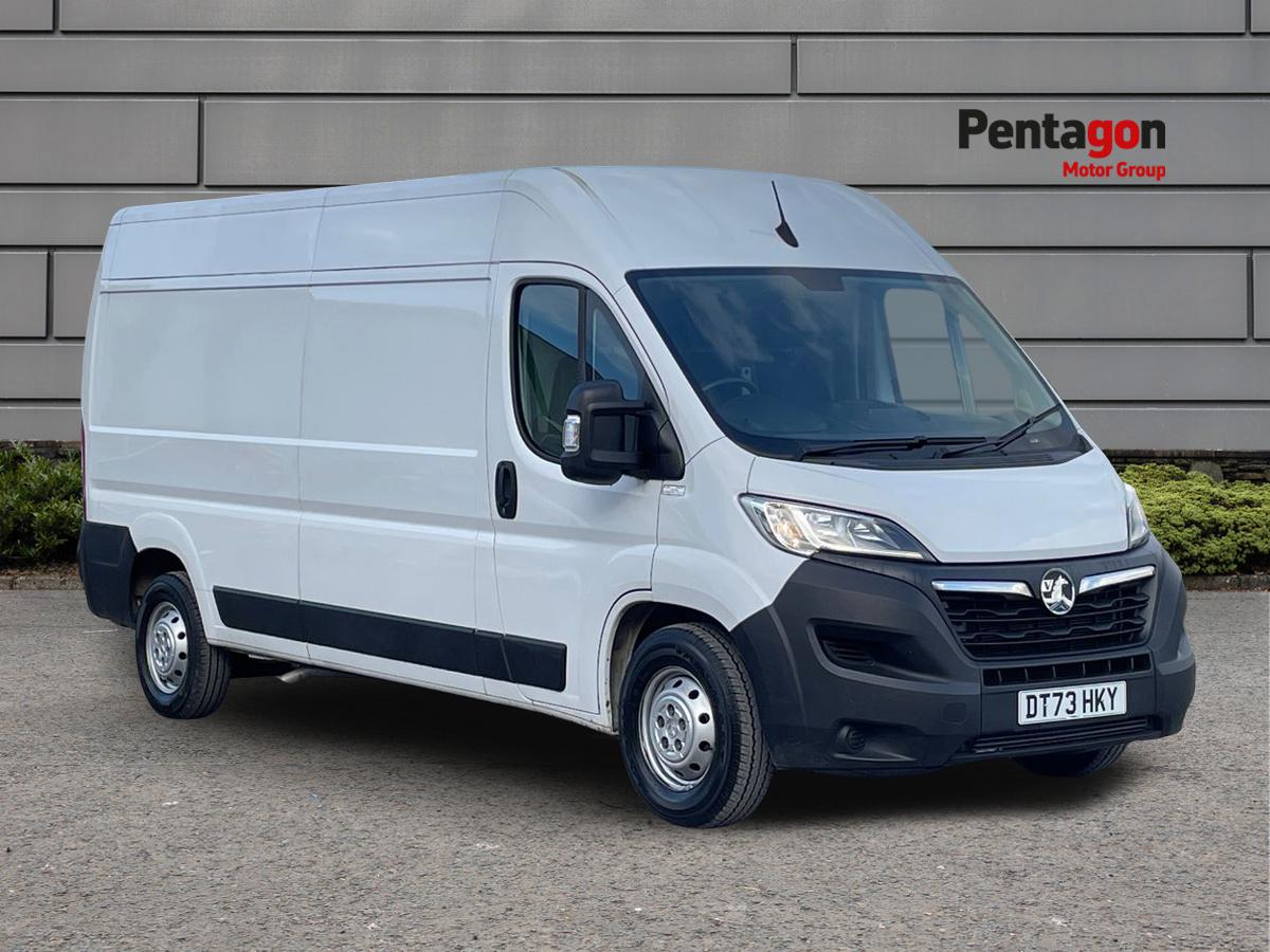 Main listing image - Vauxhall Movano