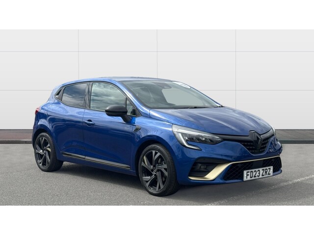 Main listing image - Renault Clio