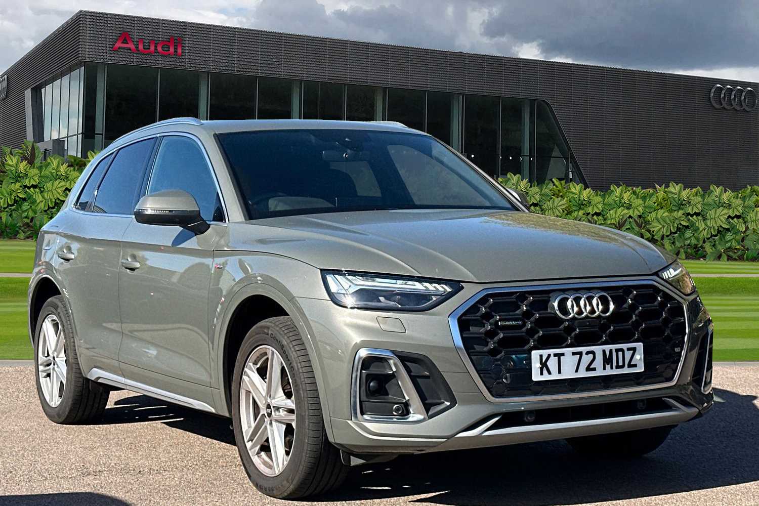 Main listing image - Audi Q5